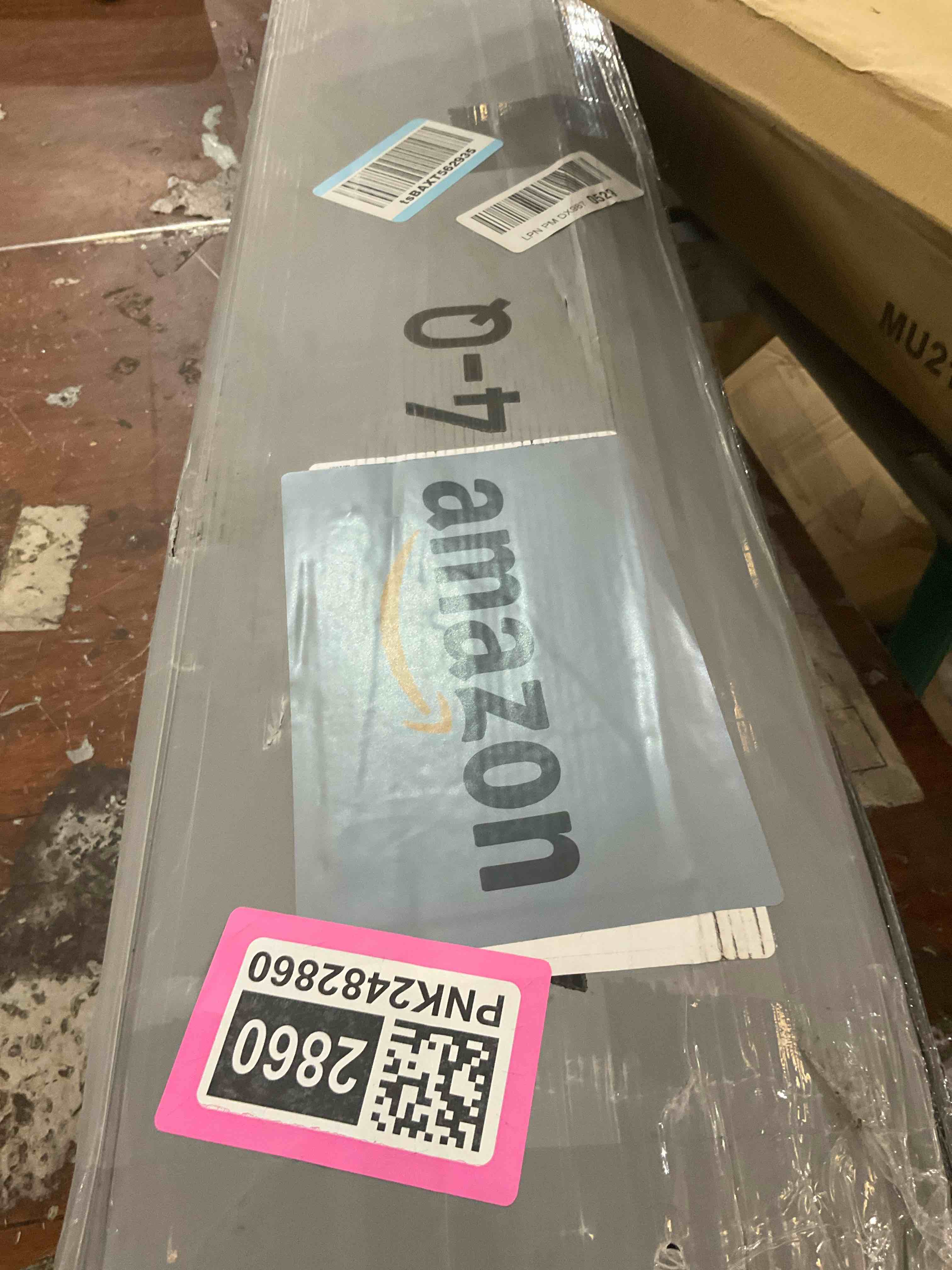 https://s3.amazonaws.com/lotting-images-prod/bidfta/PNK2482860_1751562571212.jpeg