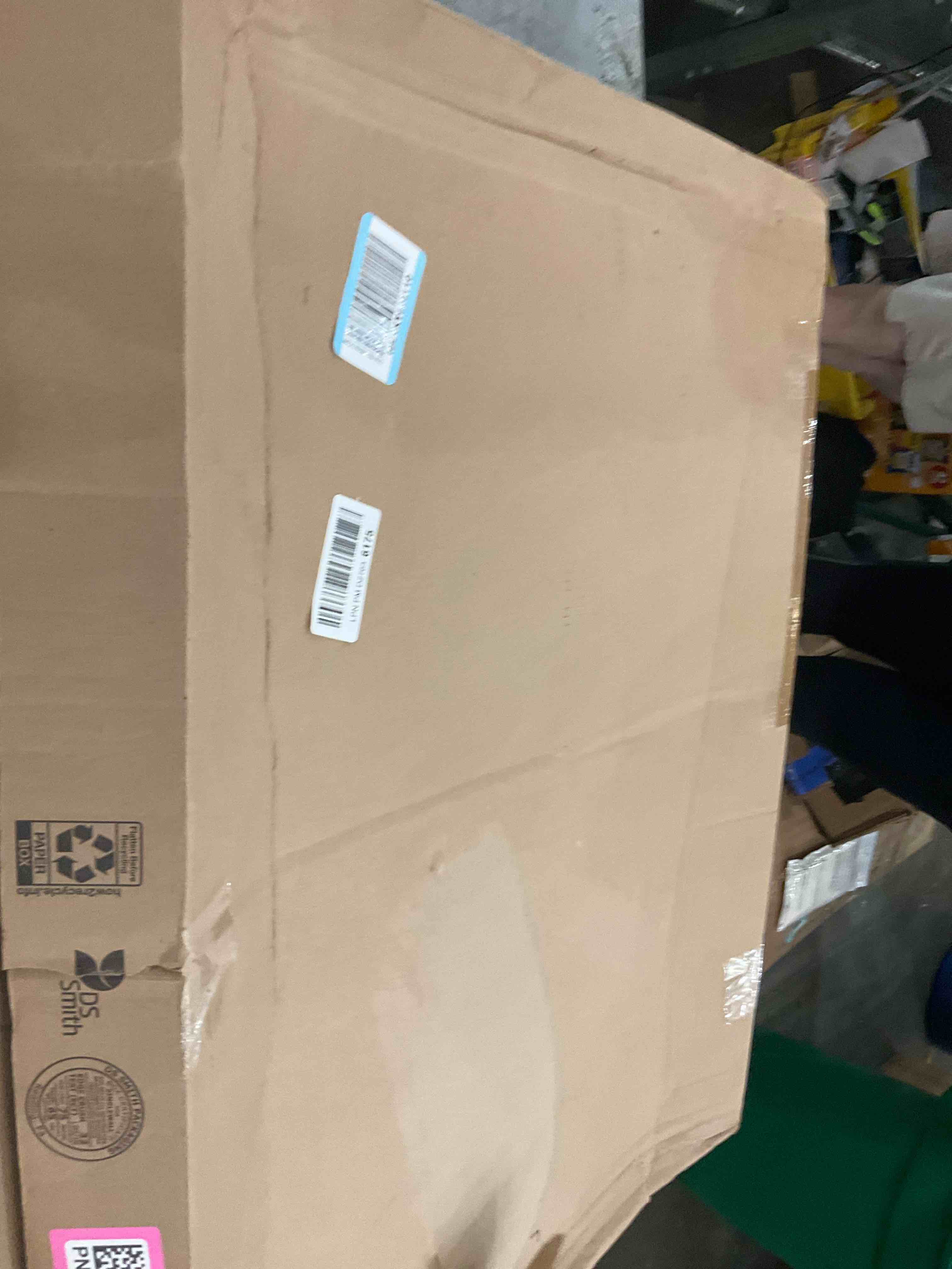 https://s3.amazonaws.com/lotting-images-prod/bidfta/PNK2483109_1751569161680.jpeg