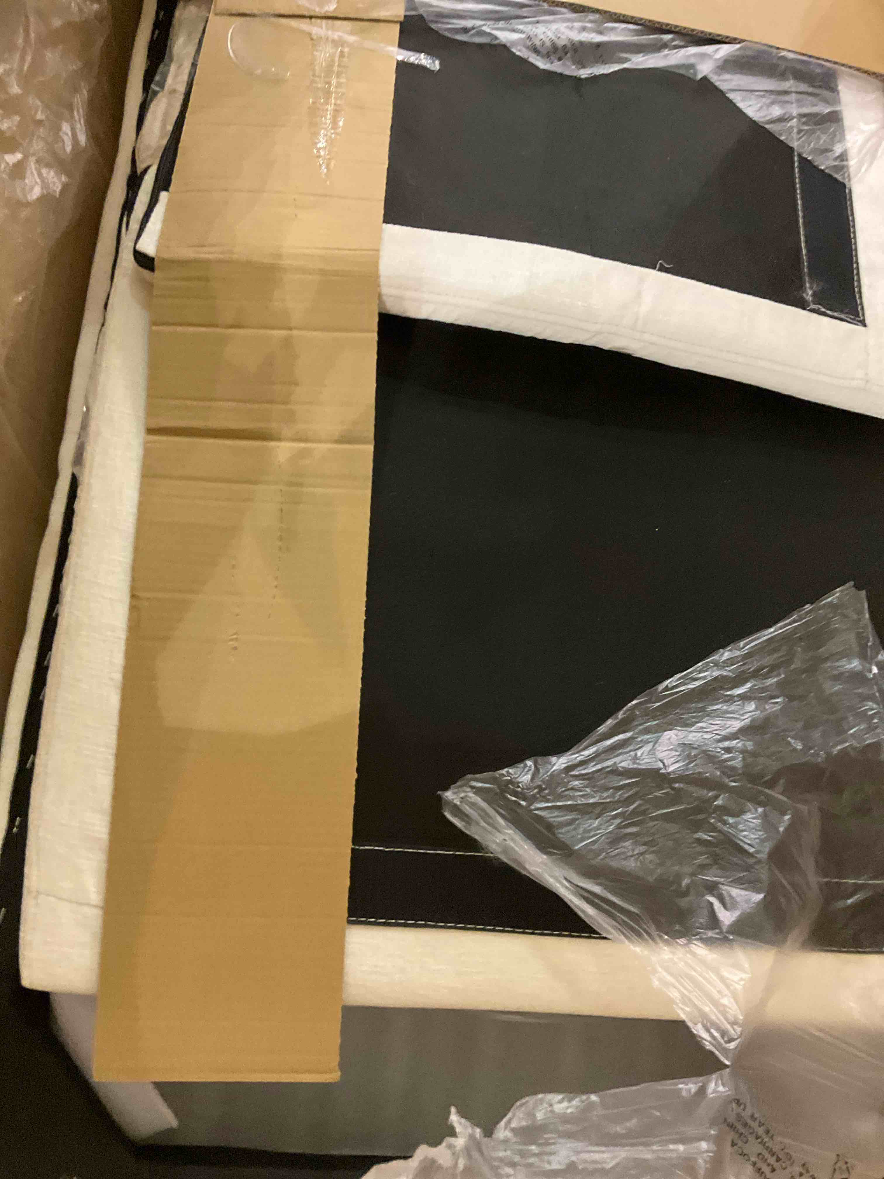 https://s3.amazonaws.com/lotting-images-prod/bidfta/PNK2483373_1751913154148.jpeg