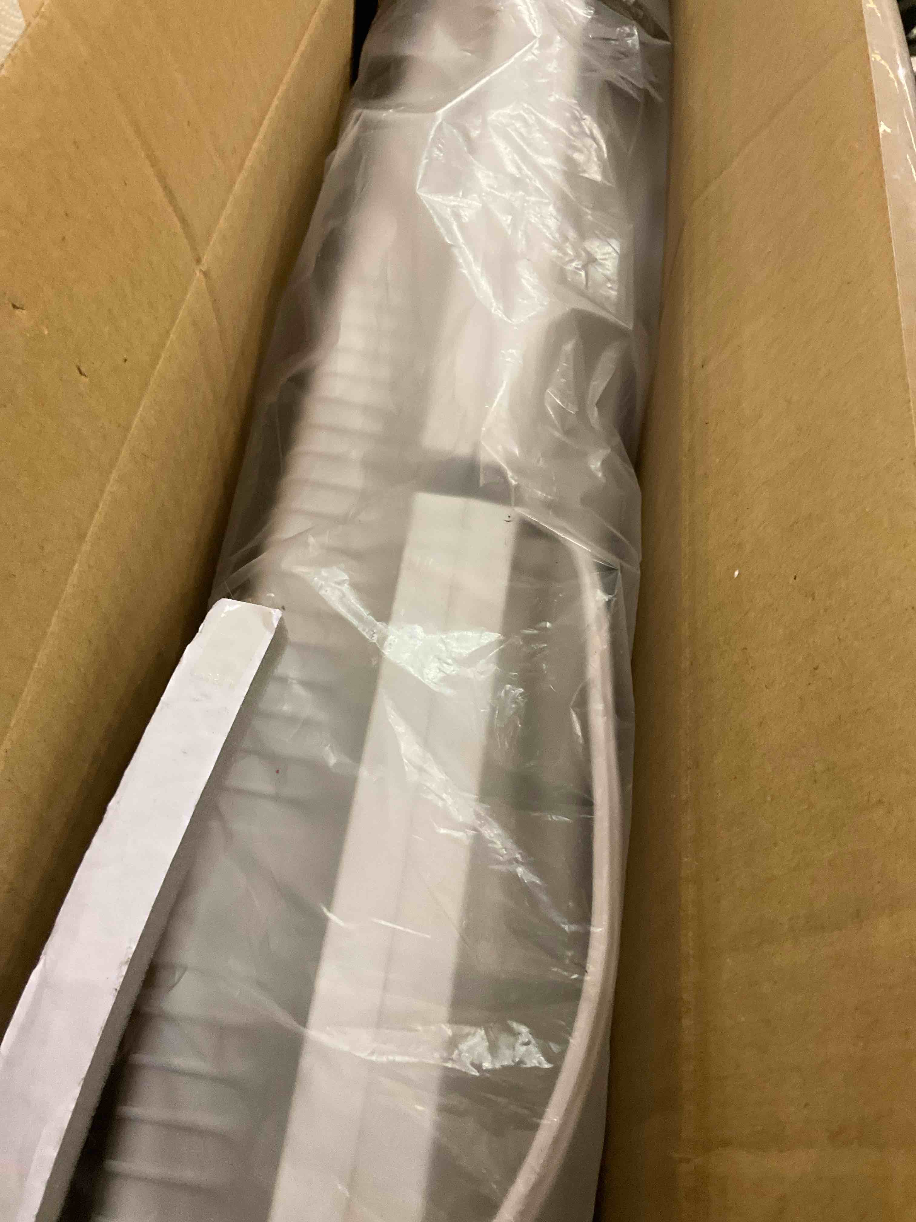 https://s3.amazonaws.com/lotting-images-prod/bidfta/PNK2483858_1752072927101.jpeg