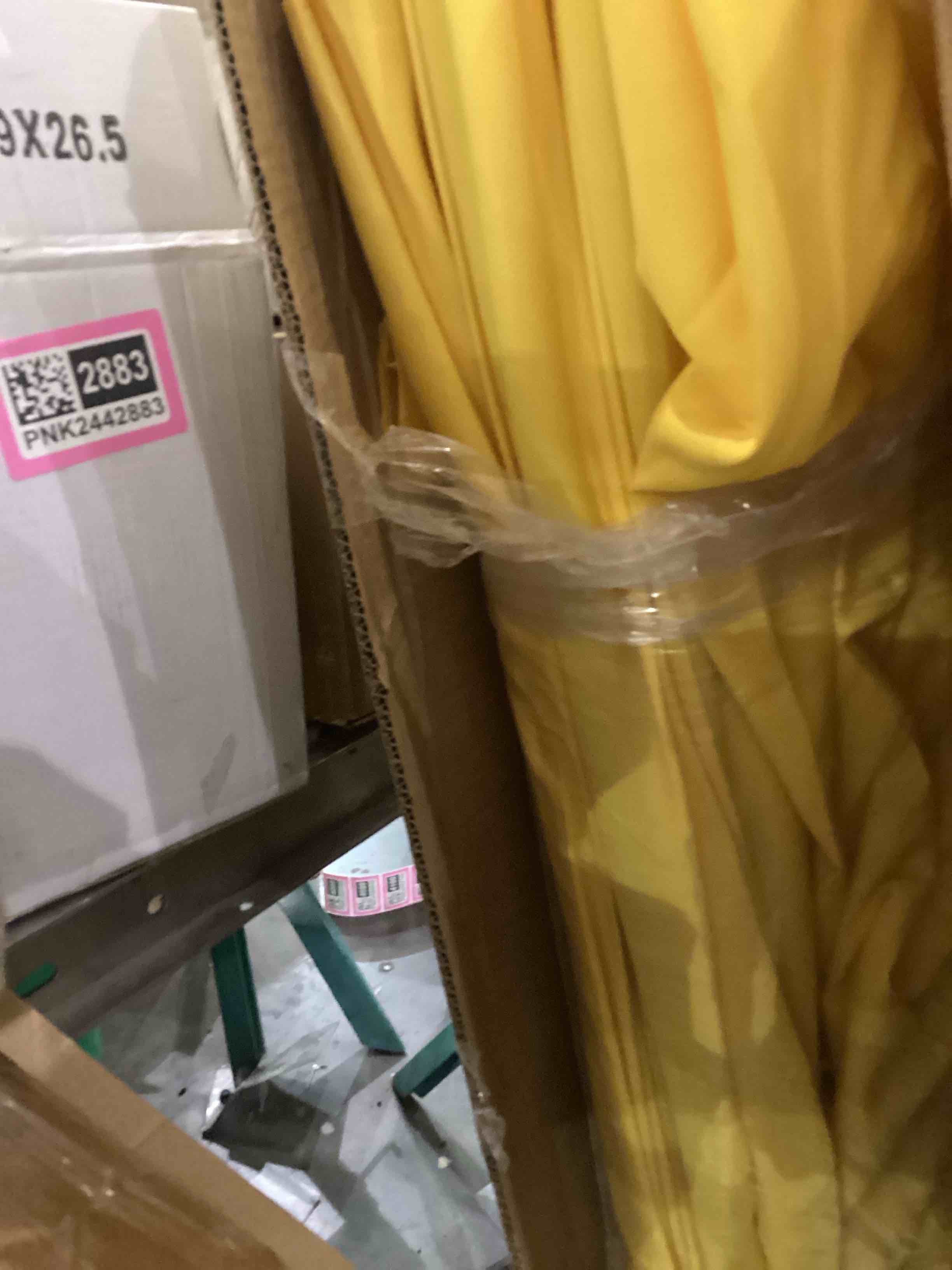 https://s3.amazonaws.com/lotting-images-prod/bidfta/PNK2484087_1752173569625.jpeg