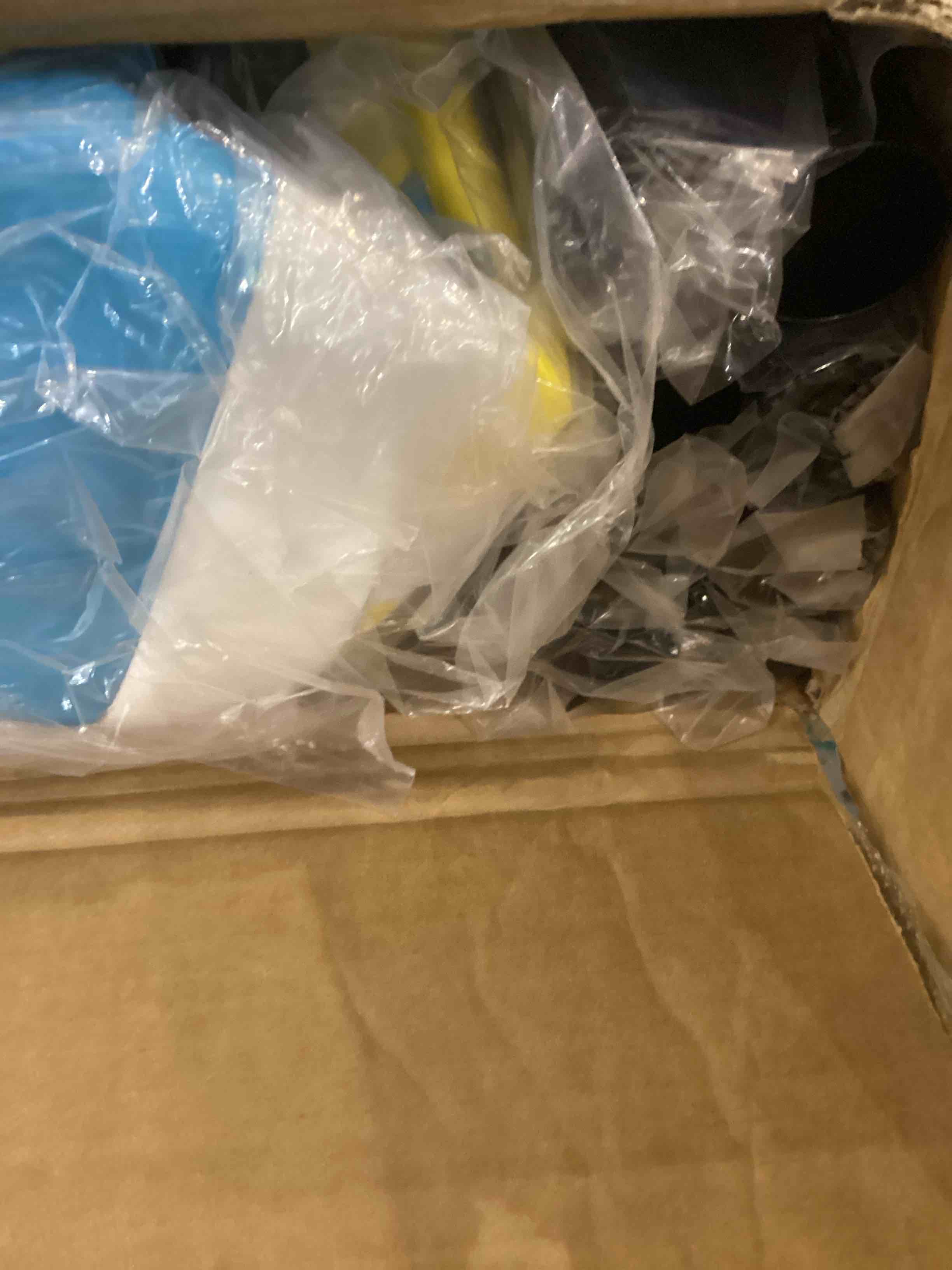 https://s3.amazonaws.com/lotting-images-prod/bidfta/PNK2484136_1752241435497.jpeg
