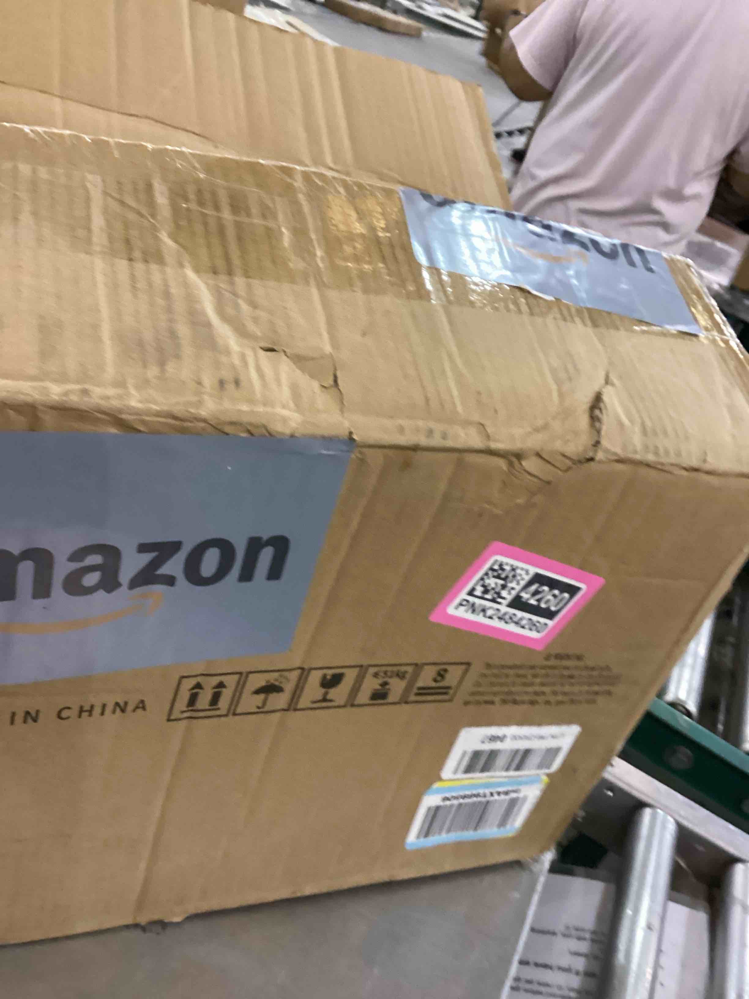 https://s3.amazonaws.com/lotting-images-prod/bidfta/PNK2484260_1752496304003.jpeg