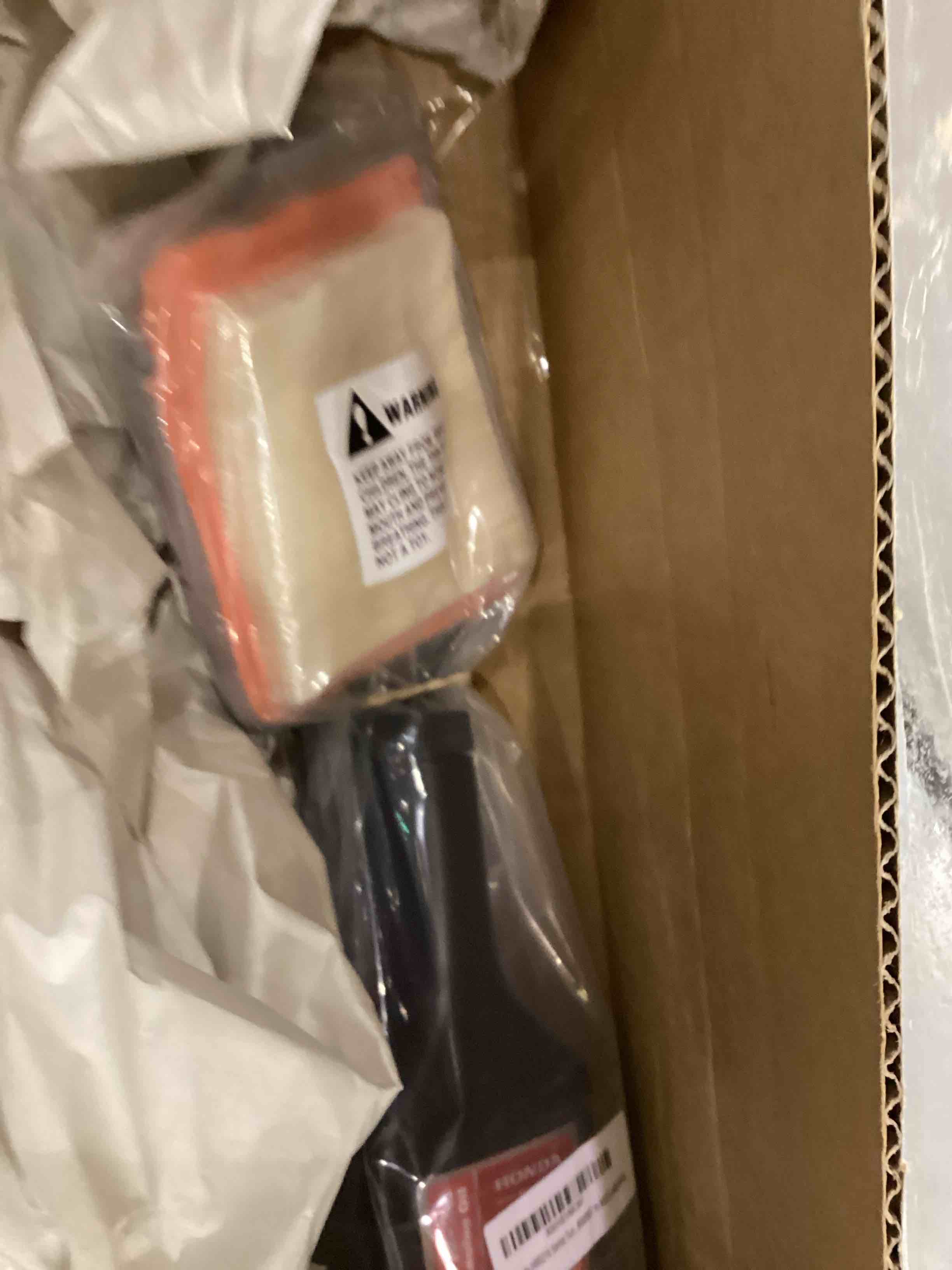 https://s3.amazonaws.com/lotting-images-prod/bidfta/PNK2484285_1752499808503.jpeg