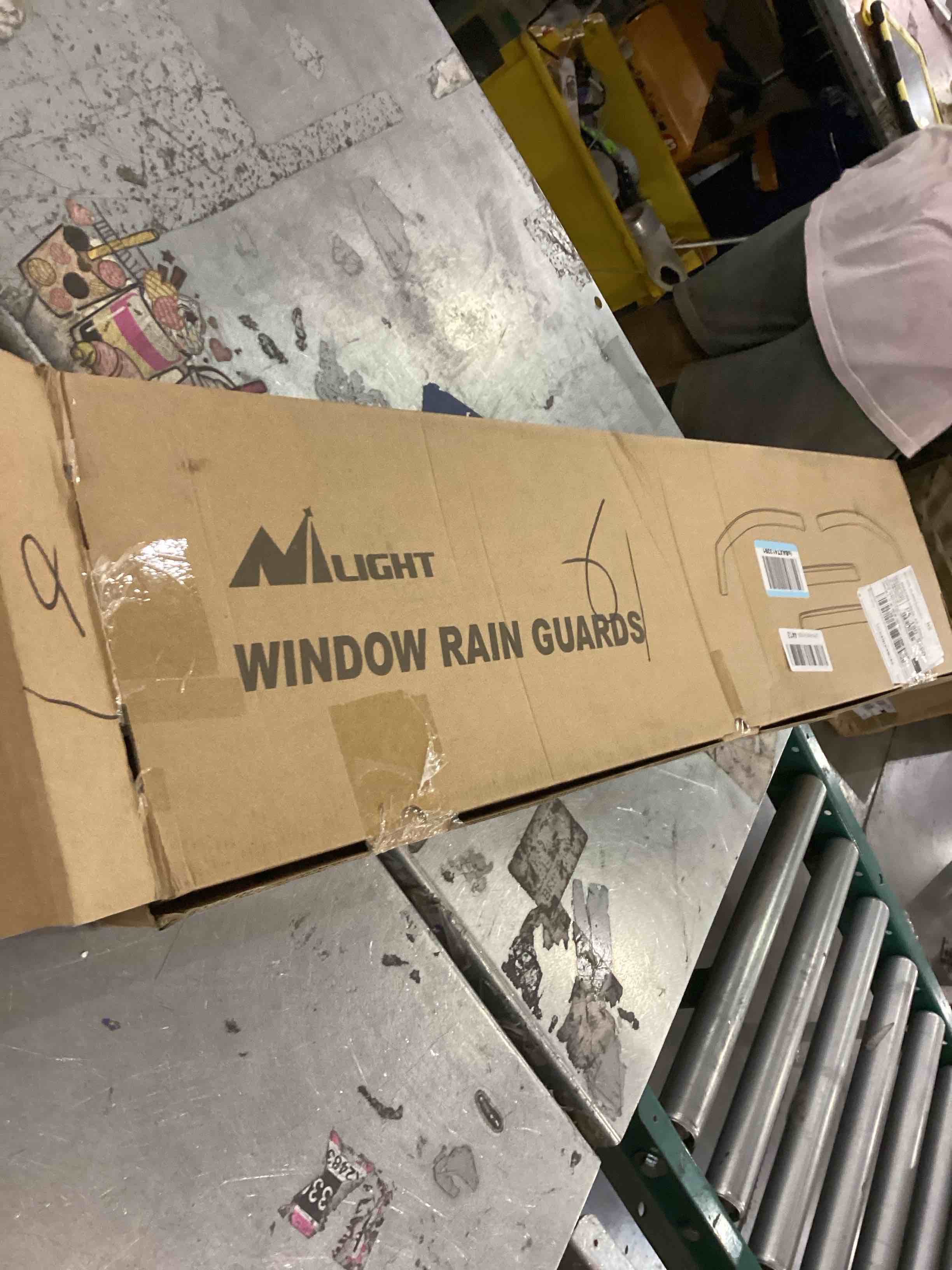https://s3.amazonaws.com/lotting-images-prod/bidfta/PNK2484326_1752504092913.jpeg