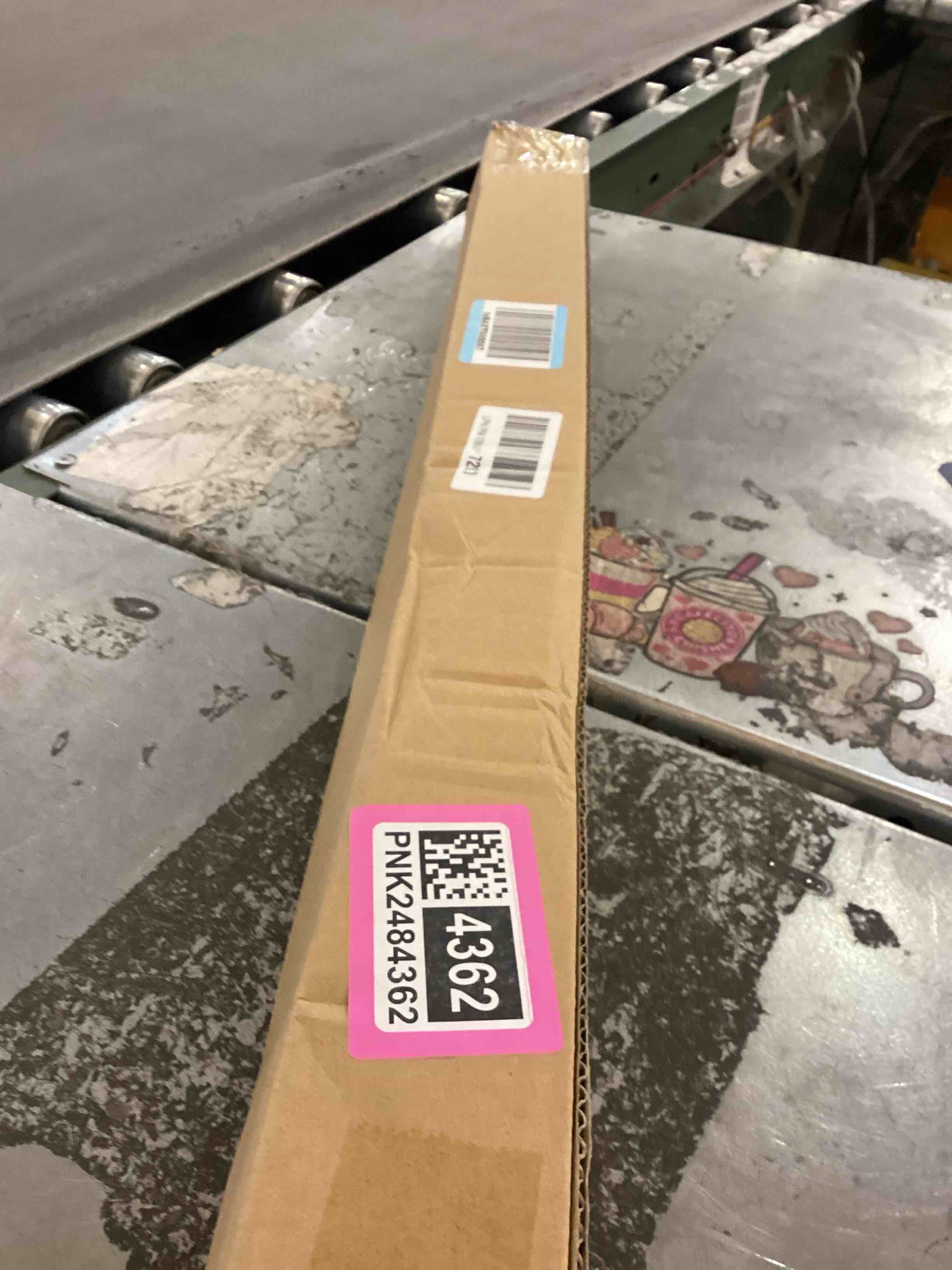 https://s3.amazonaws.com/lotting-images-prod/bidfta/PNK2484362_1752506455712.jpeg