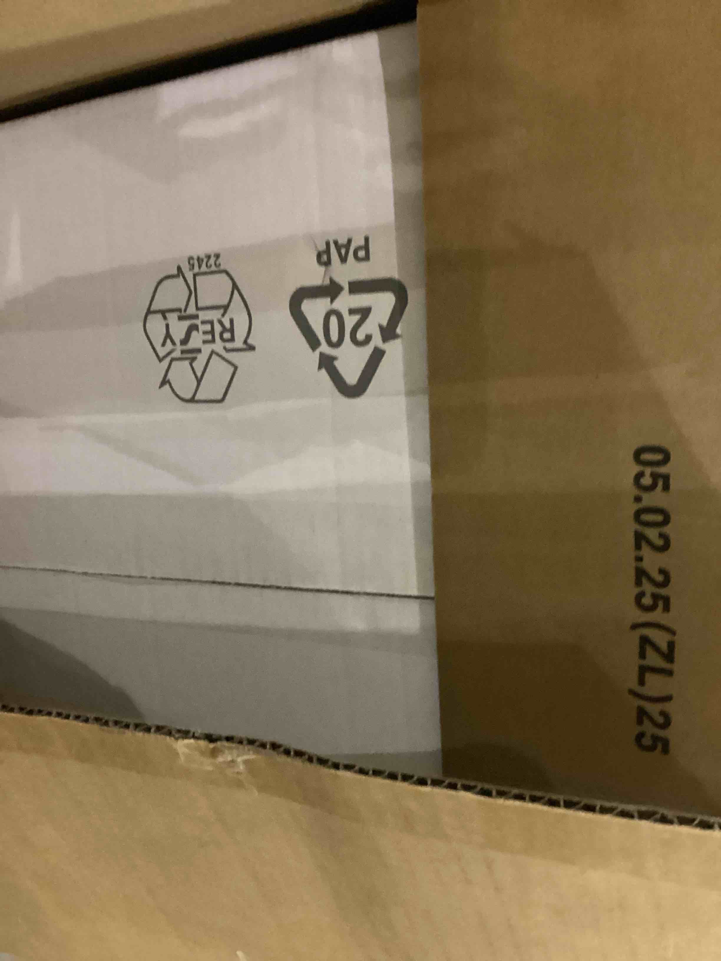 https://s3.amazonaws.com/lotting-images-prod/bidfta/PNK2484479_1752664793808.jpeg