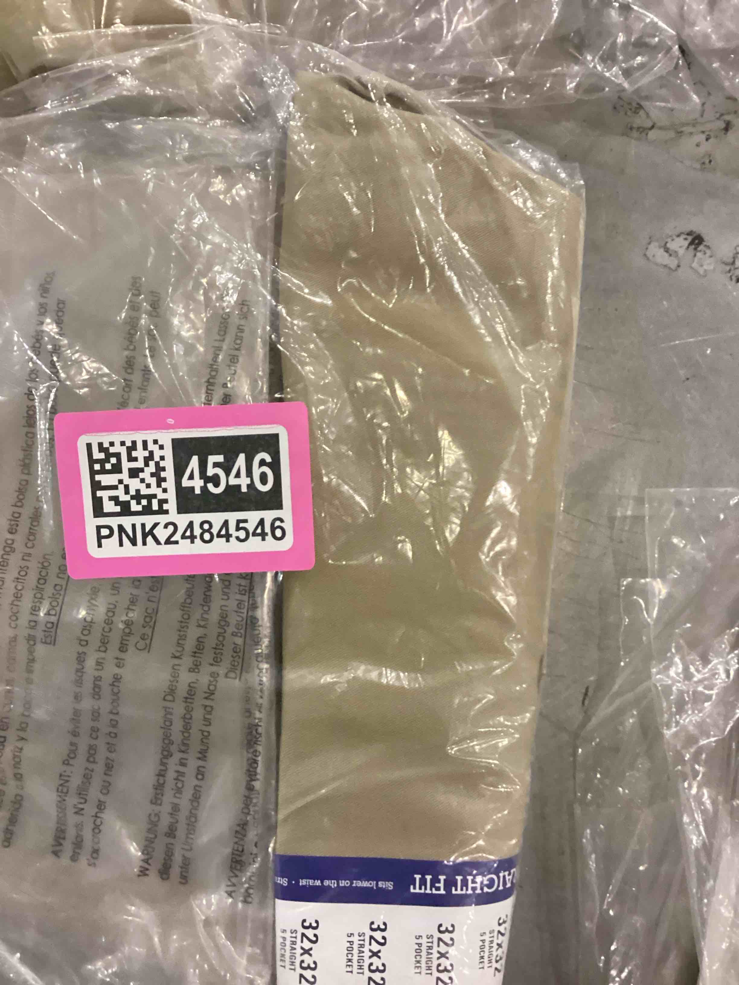 https://s3.amazonaws.com/lotting-images-prod/bidfta/PNK2484560_1752667477405.jpeg
