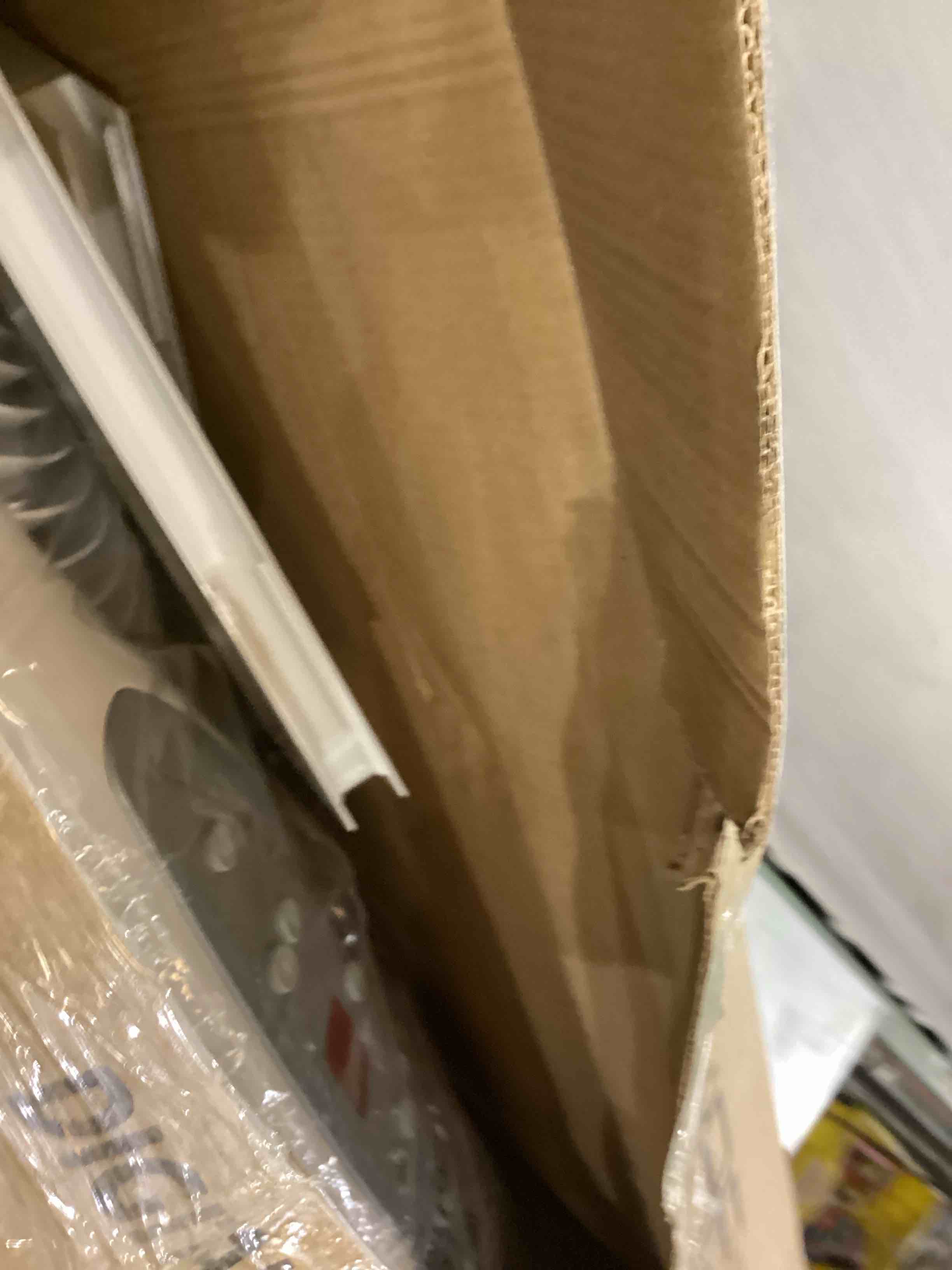 Bionaire Thin Window Fan with Manual Controls(BWF0502M-WM)