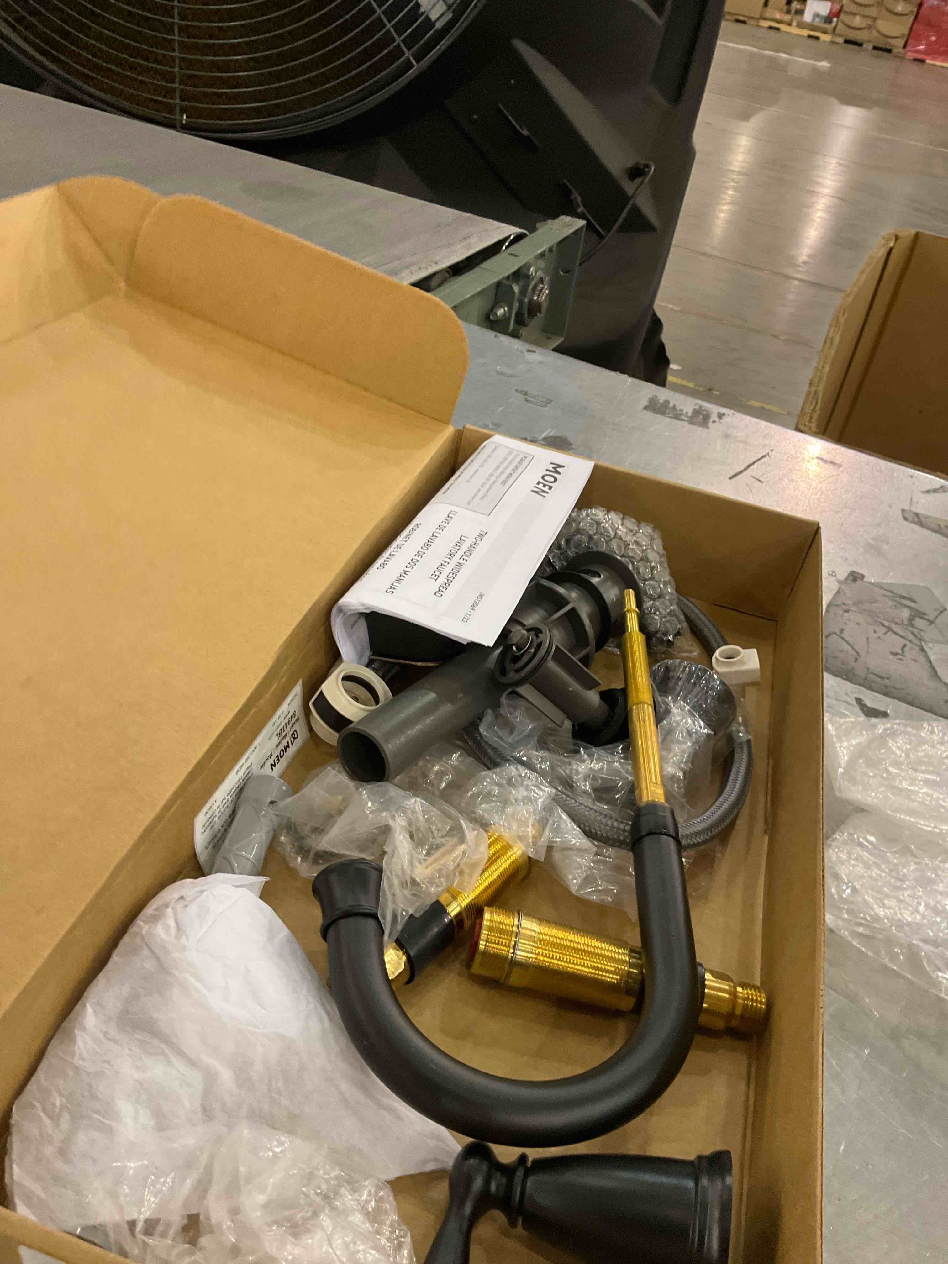 https://s3.amazonaws.com/lotting-images-prod/bidfta/PNK2485188_1751378388320.jpeg