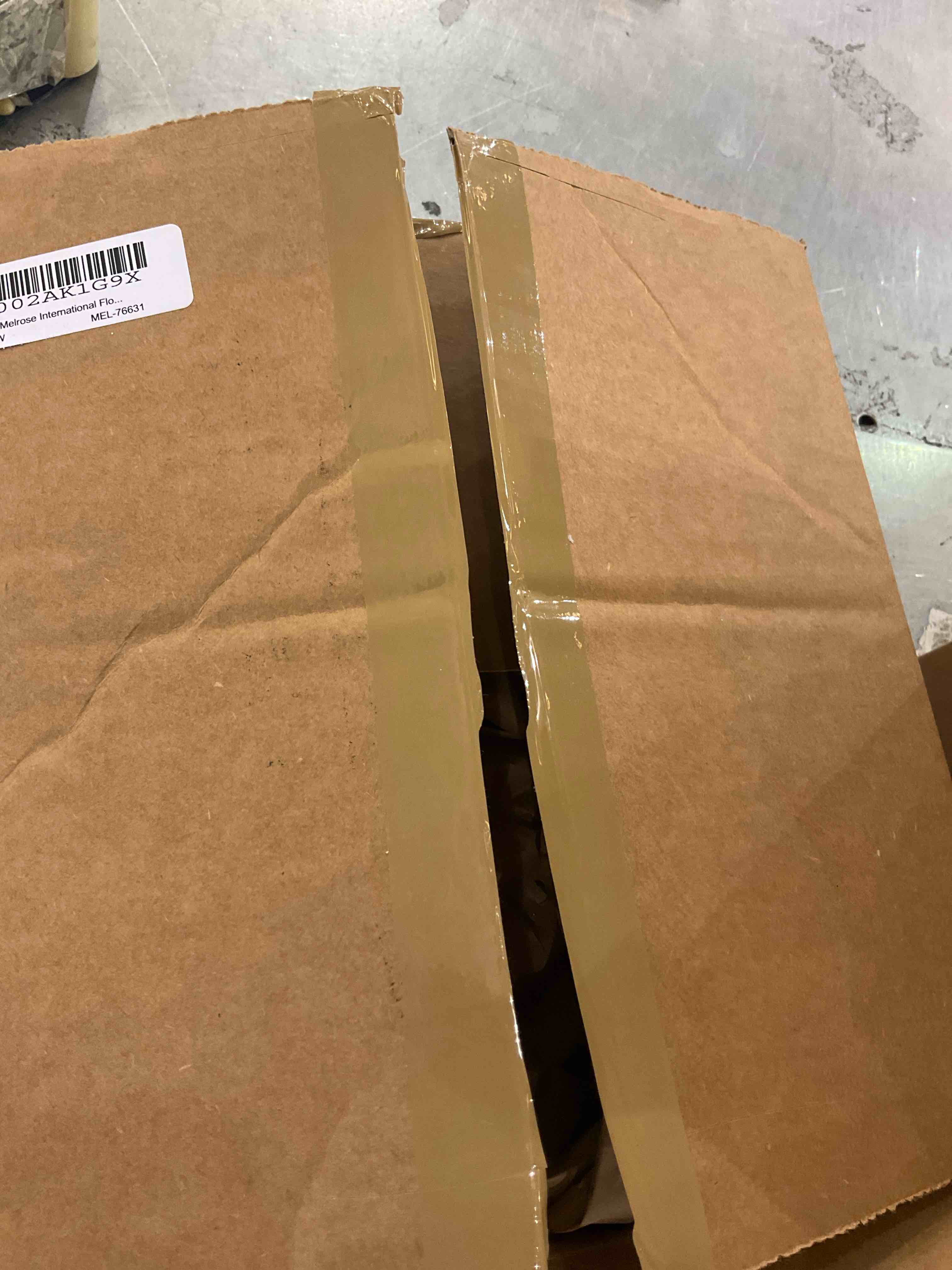 https://s3.amazonaws.com/lotting-images-prod/bidfta/PNK2486595_1751464035353.jpeg