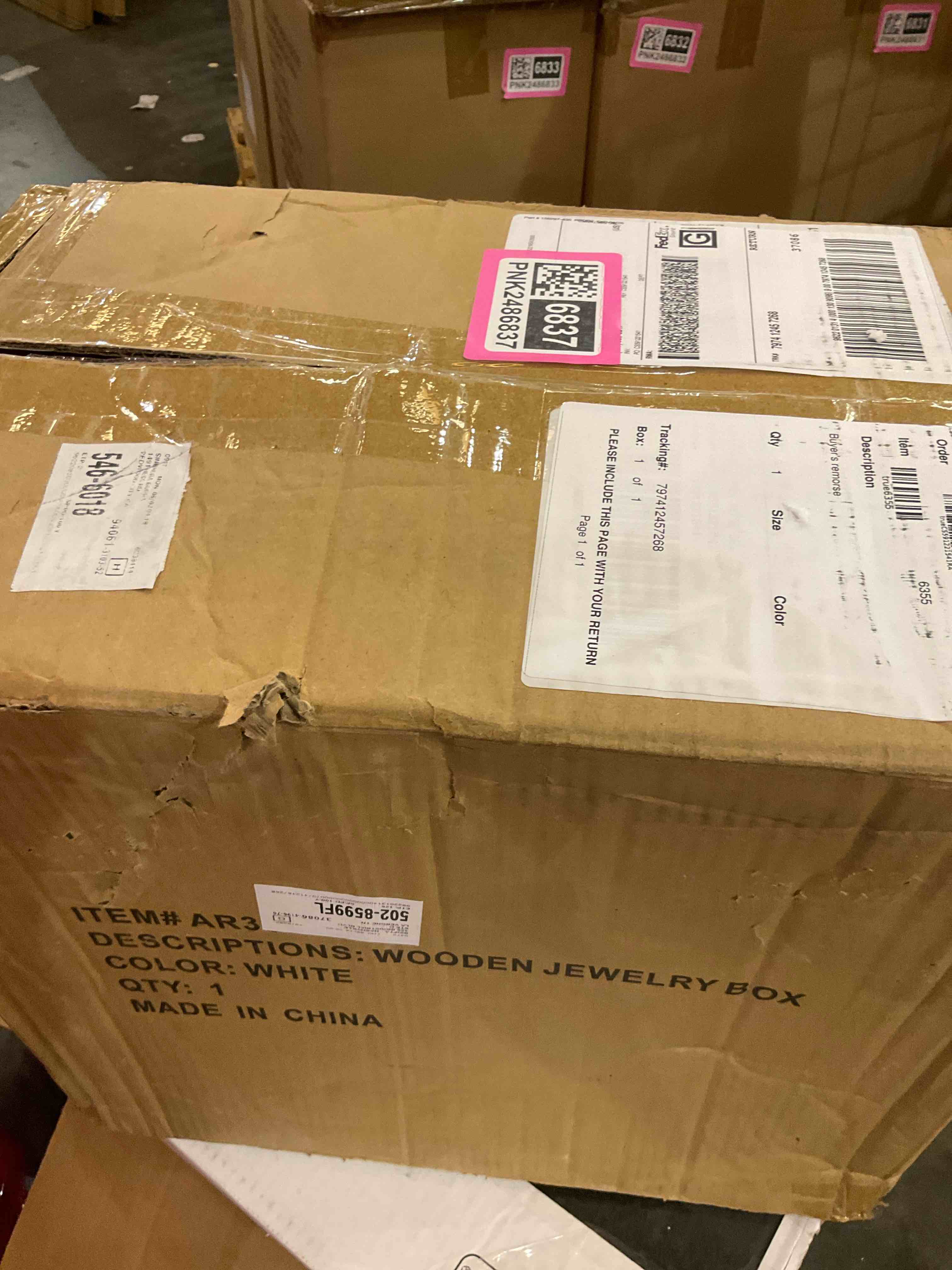 https://s3.amazonaws.com/lotting-images-prod/bidfta/PNK2486837_1751467628743.jpeg