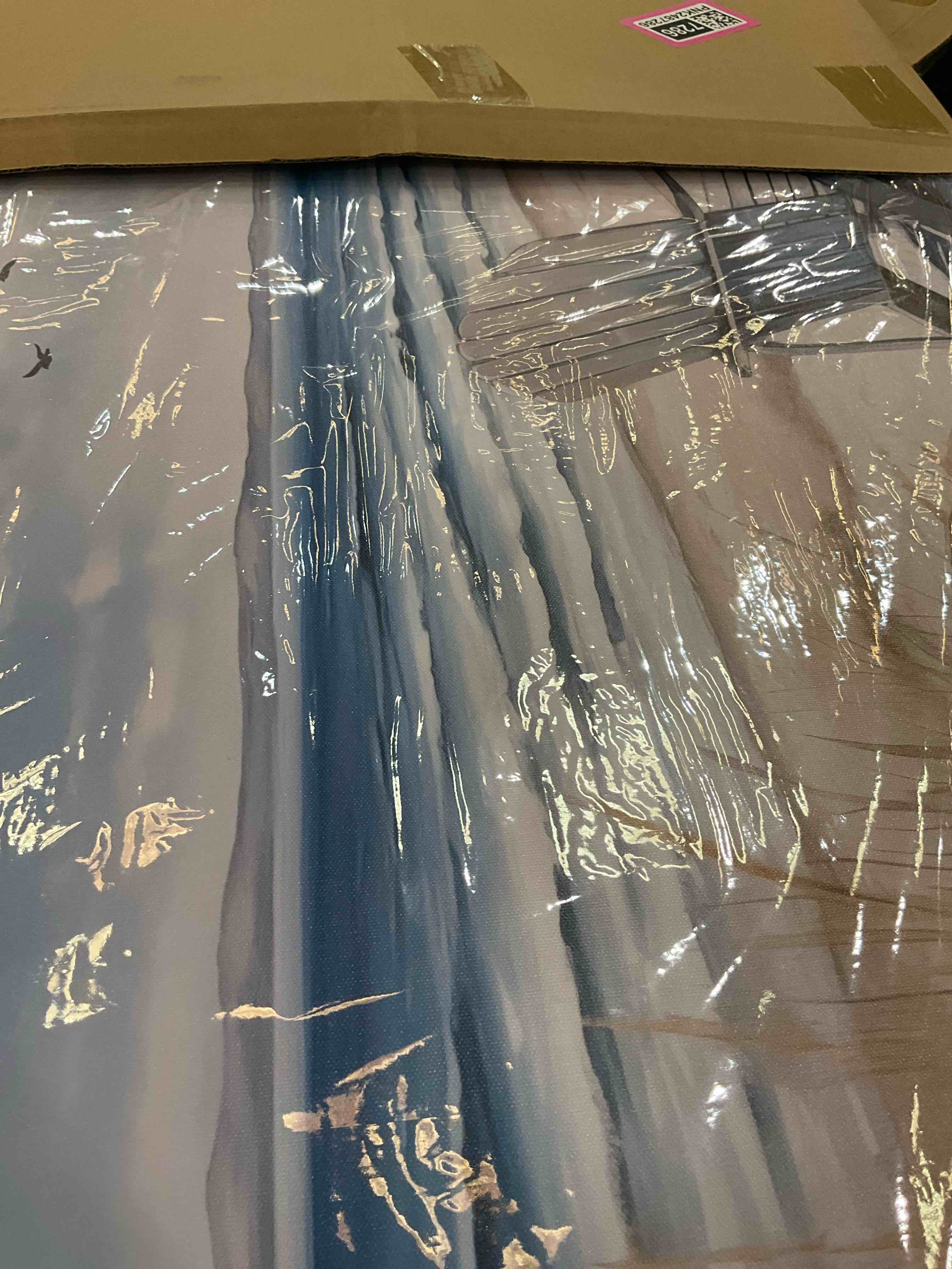 https://s3.amazonaws.com/lotting-images-prod/bidfta/PNK2487286_1751482577640.jpeg