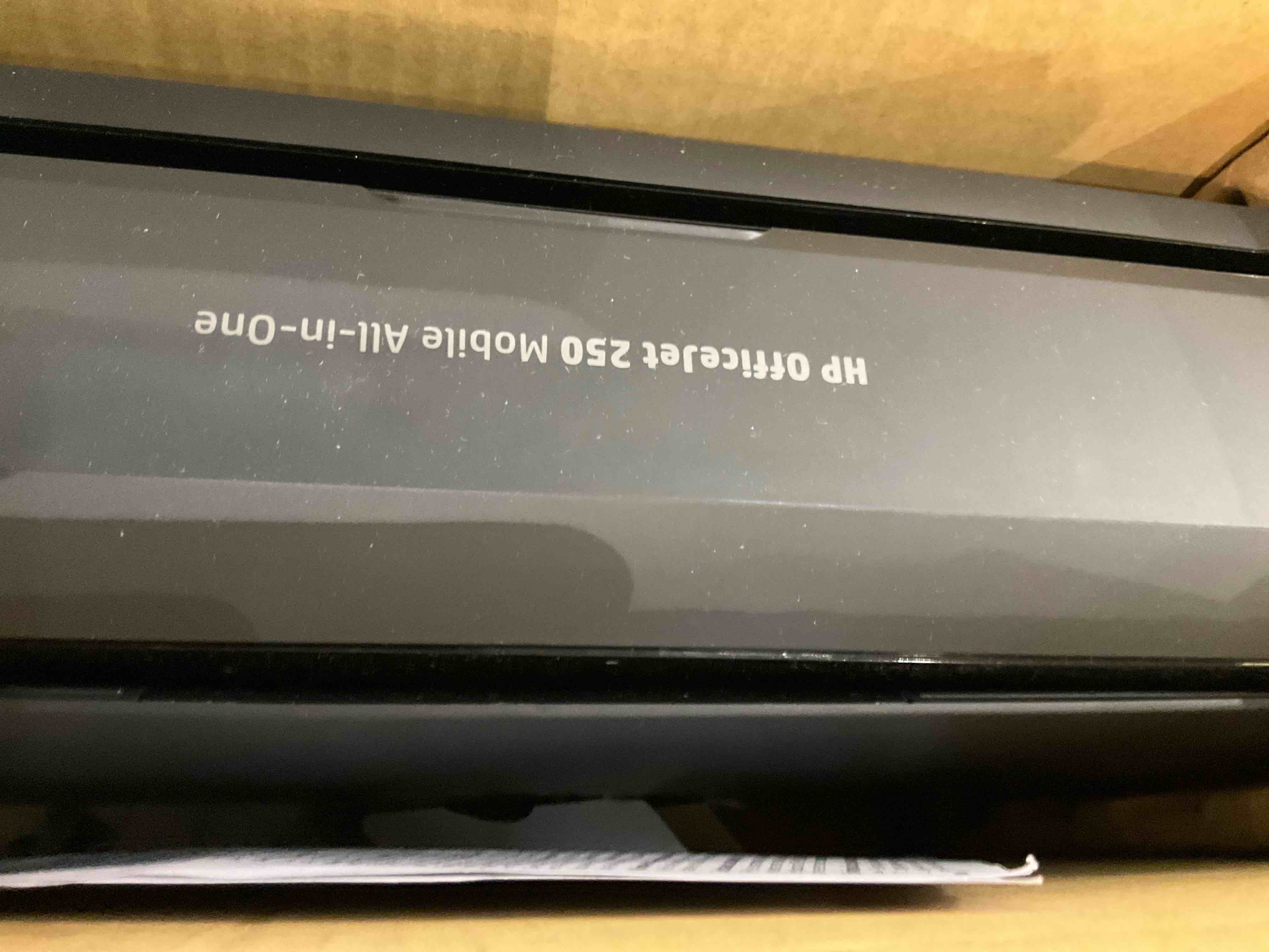 https://s3.amazonaws.com/lotting-images-prod/bidfta/PNK2487452_1751546890251.jpeg