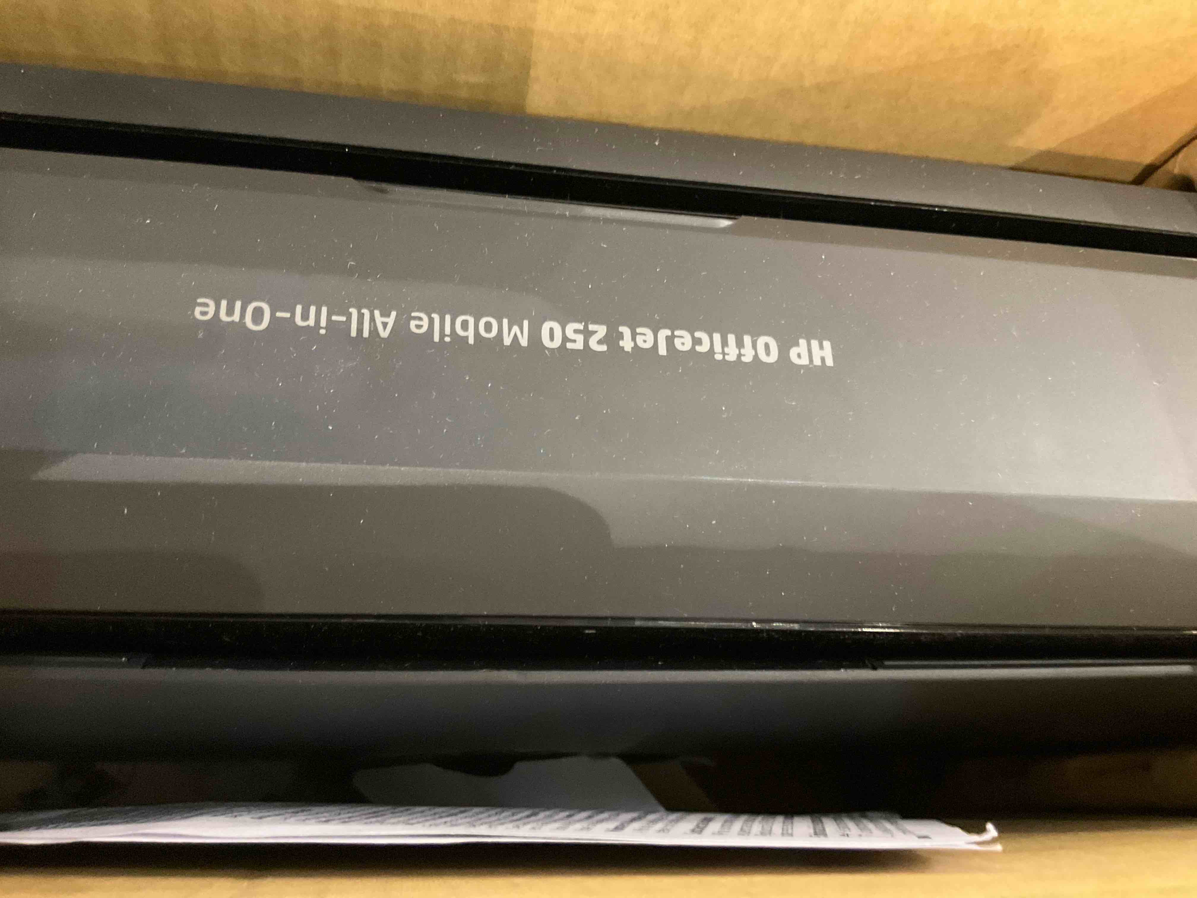 https://s3.amazonaws.com/lotting-images-prod/bidfta/PNK2487452_1751546891076.jpeg