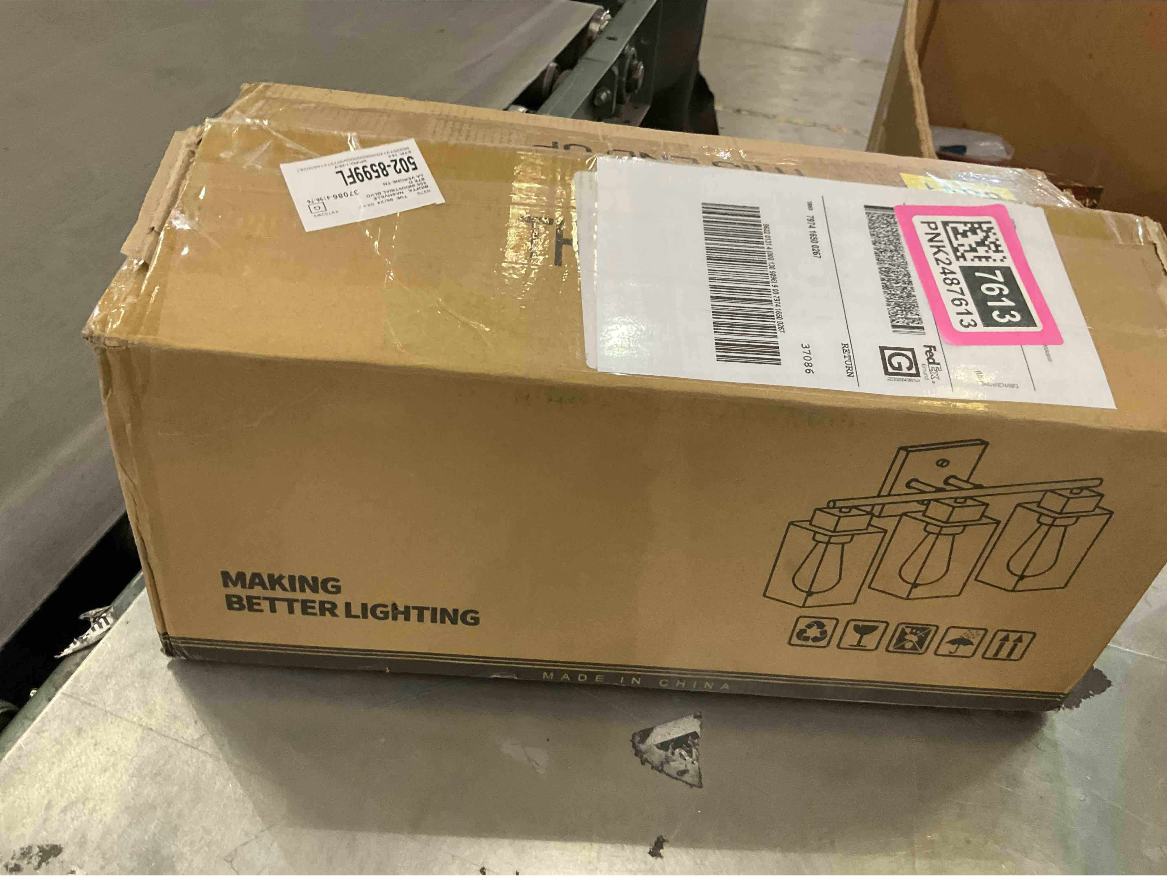 https://s3.amazonaws.com/lotting-images-prod/bidfta/PNK2487613_1751553361594.jpeg