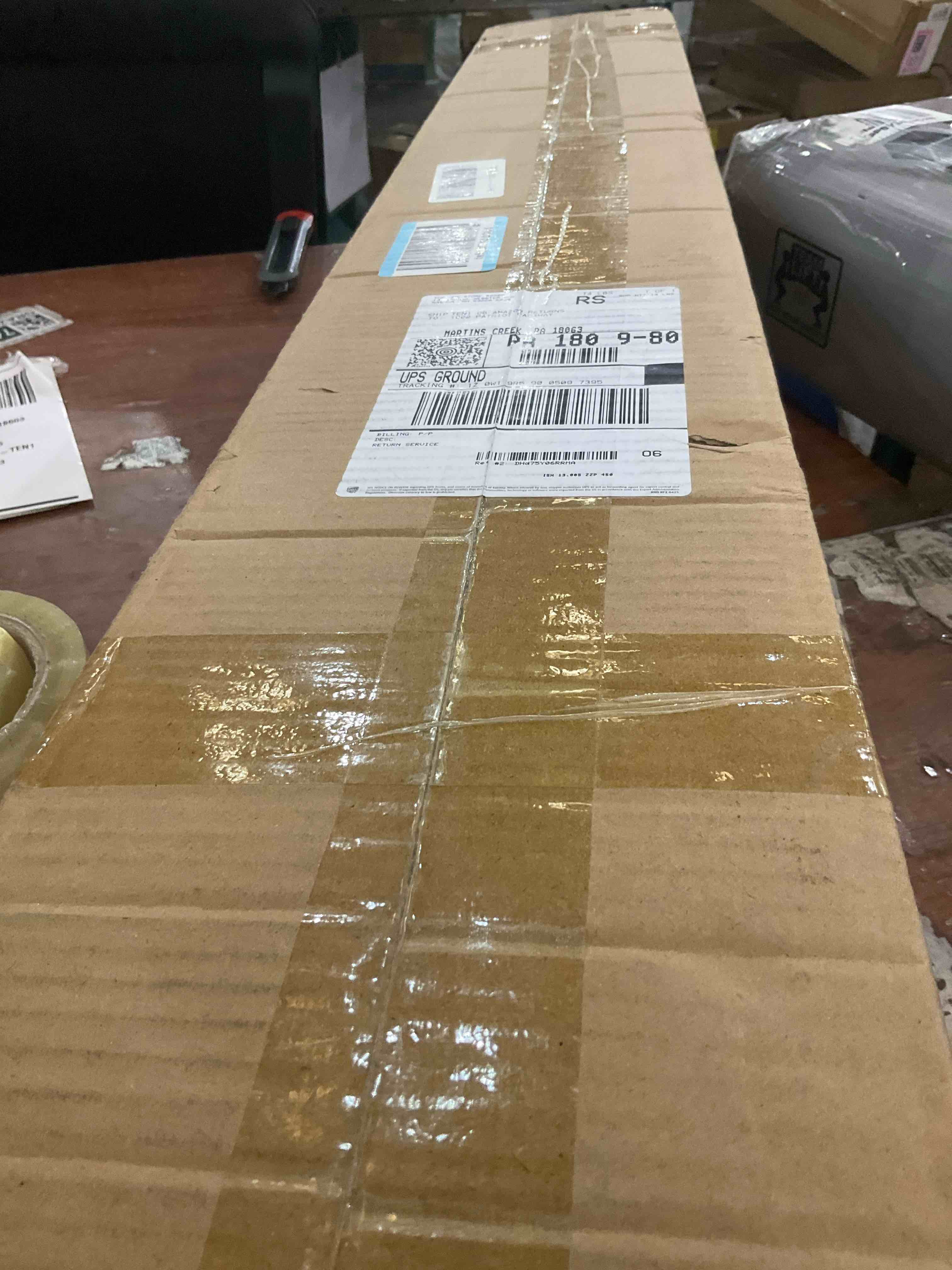 https://s3.amazonaws.com/lotting-images-prod/bidfta/PNK2487739_1751562417831.jpeg