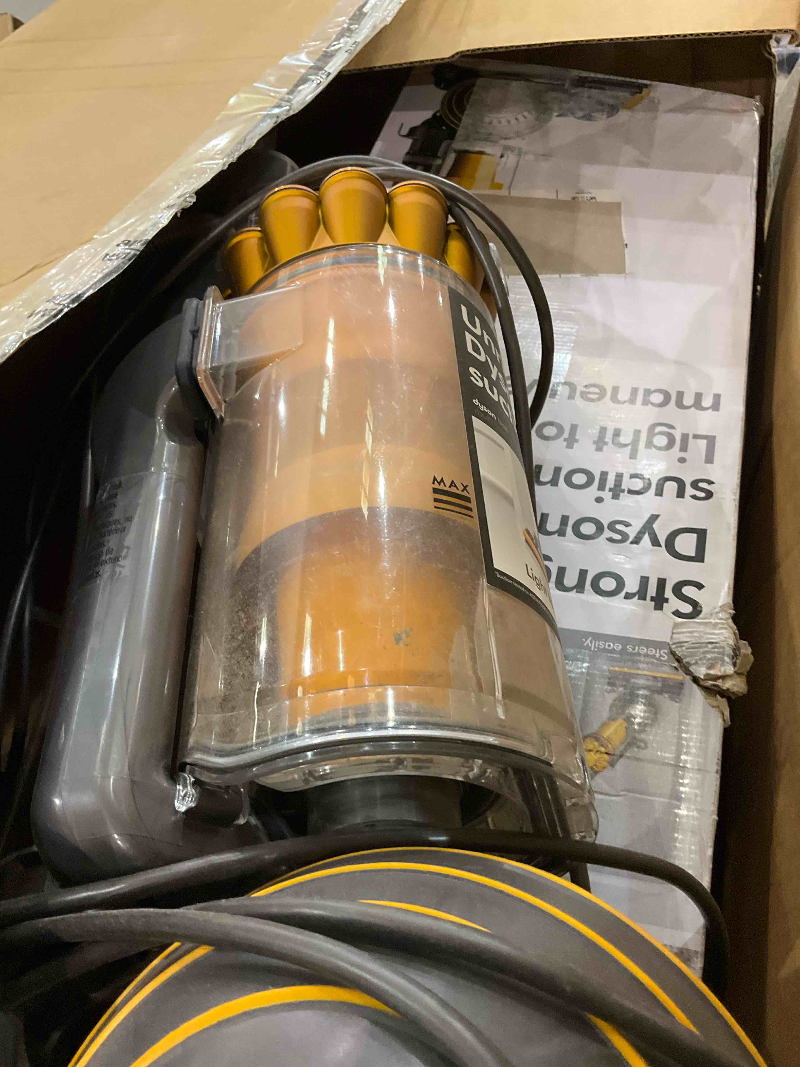 https://s3.amazonaws.com/lotting-images-prod/bidfta/PNK2487744_1751561444909.jpeg