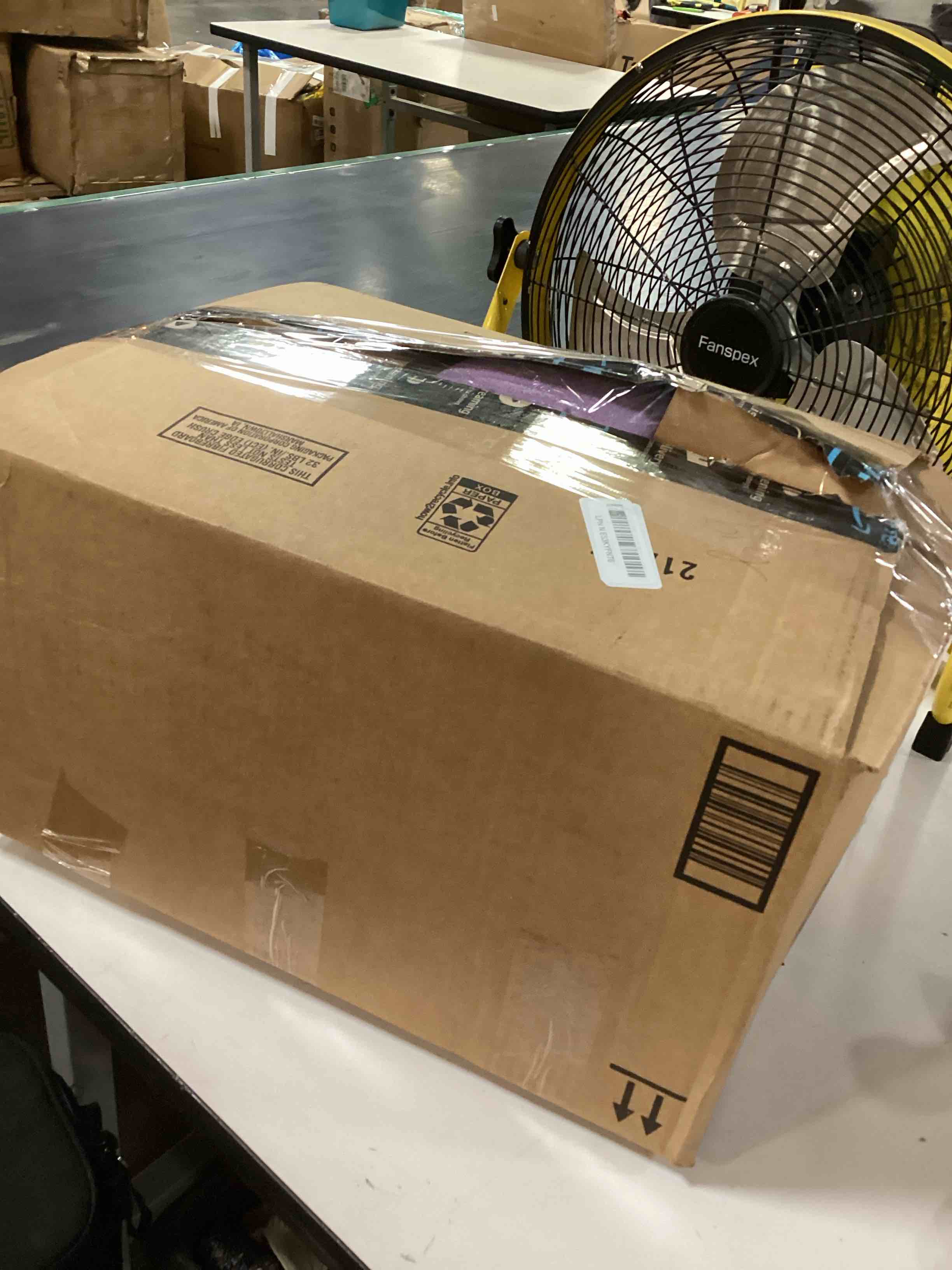 https://s3.amazonaws.com/lotting-images-prod/bidfta/PNK2518041_1756903312591.jpeg