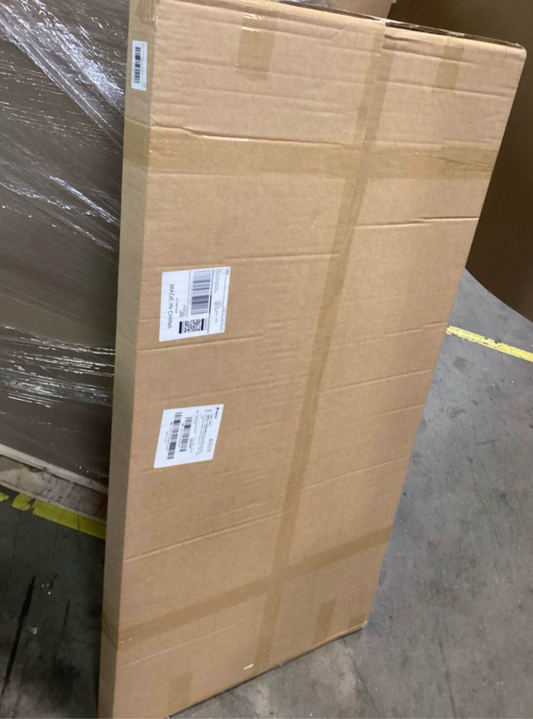 https://s3.amazonaws.com/lotting-images-prod/bidfta/PNK2519659_1758200617166.jpeg