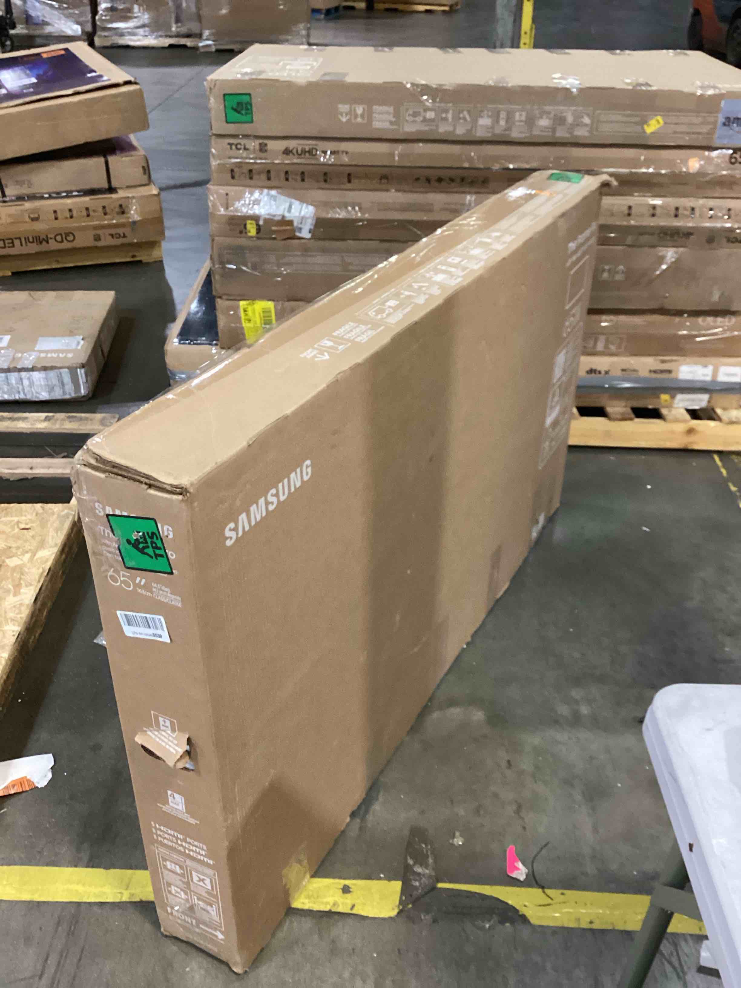 https://s3.amazonaws.com/lotting-images-prod/bidfta/PNK2527973_1759762748078.jpeg