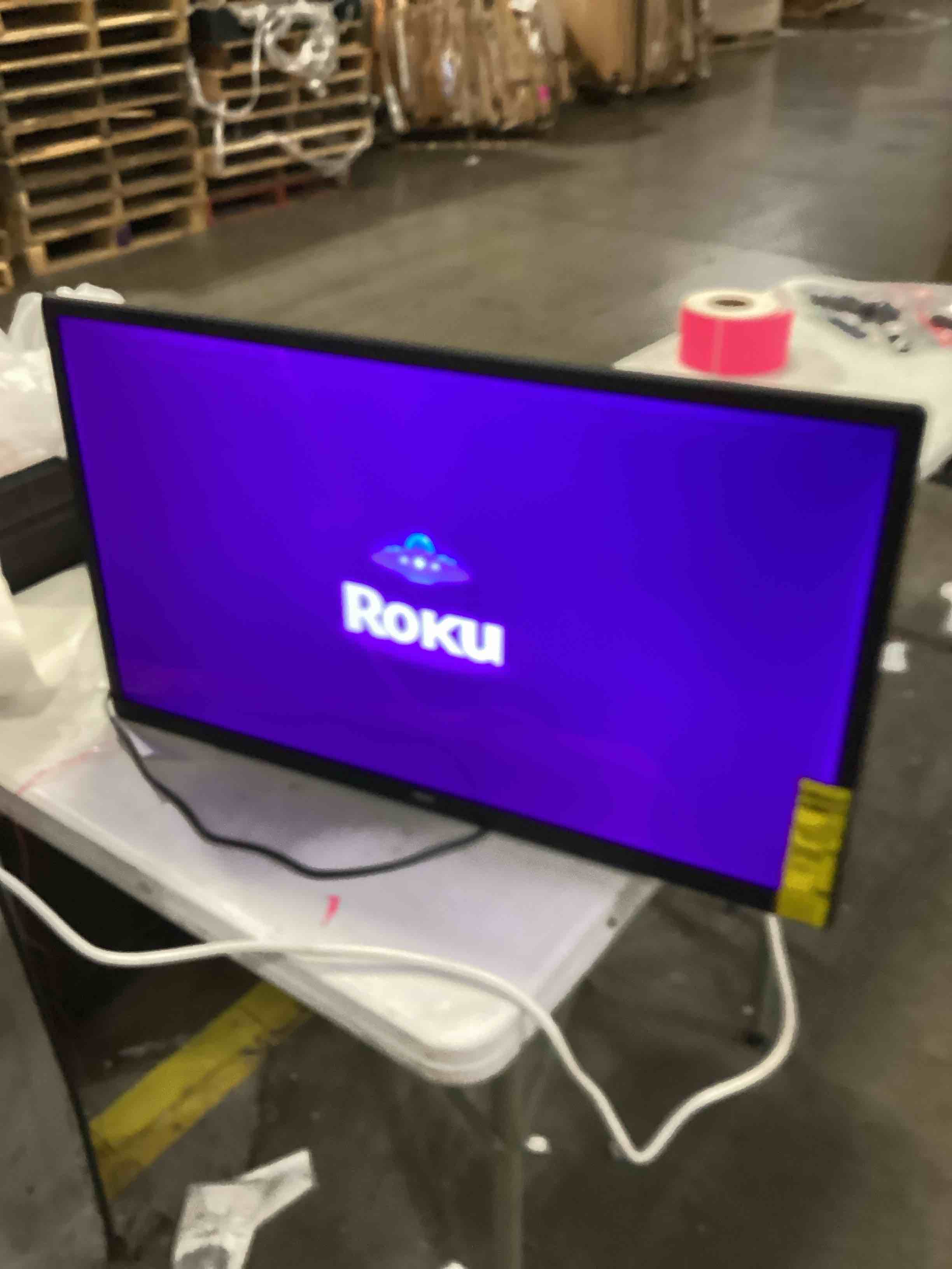 https://s3.amazonaws.com/lotting-images-prod/bidfta/PNK2527993_1759777592172.jpeg