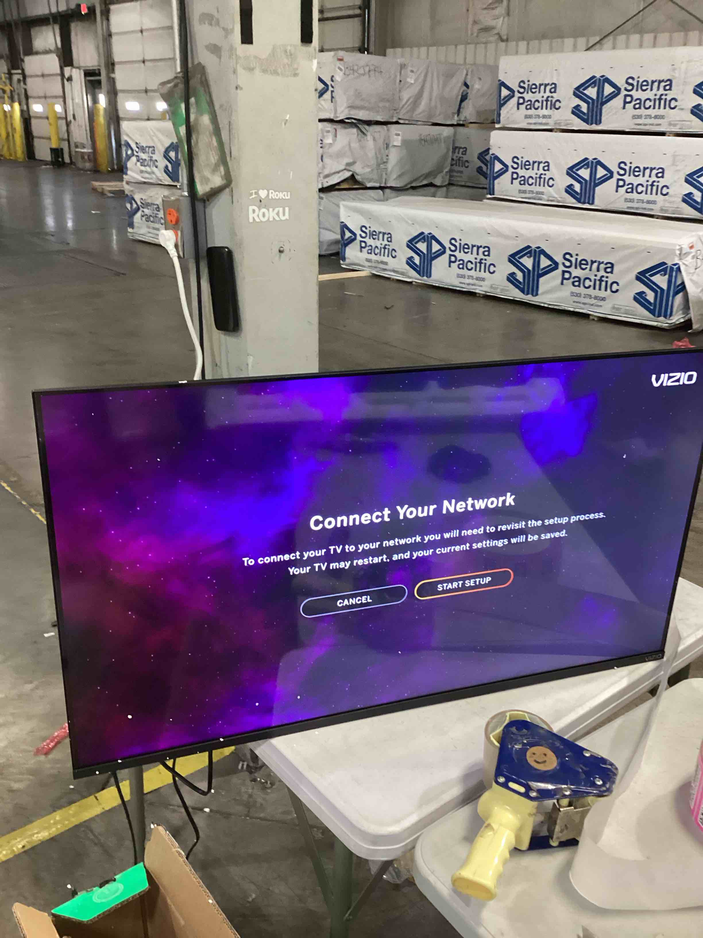 https://s3.amazonaws.com/lotting-images-prod/bidfta/PNK2528034_1760462519991.jpeg