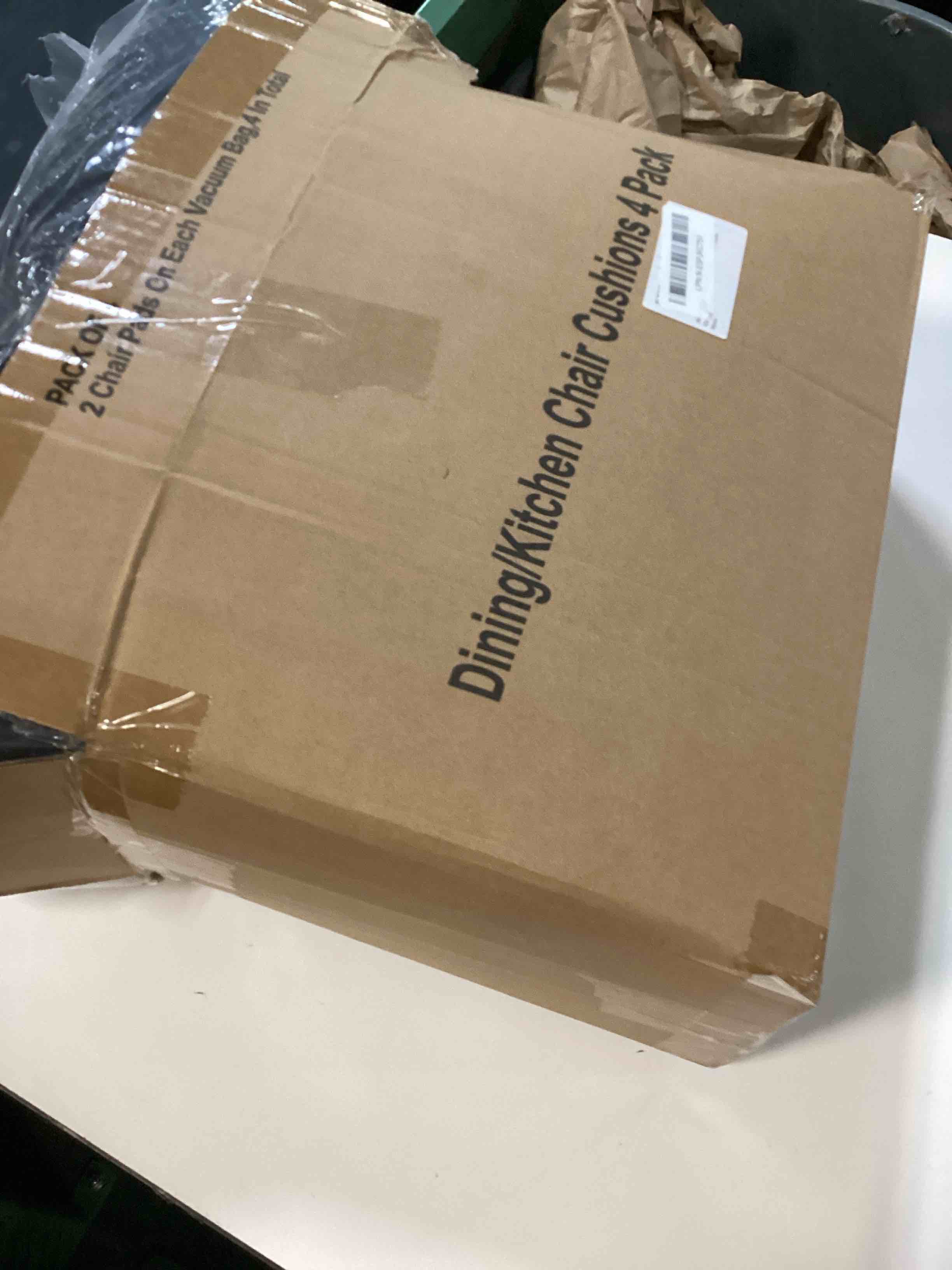 https://s3.amazonaws.com/lotting-images-prod/bidfta/PNK2532889_1756902996681.jpeg