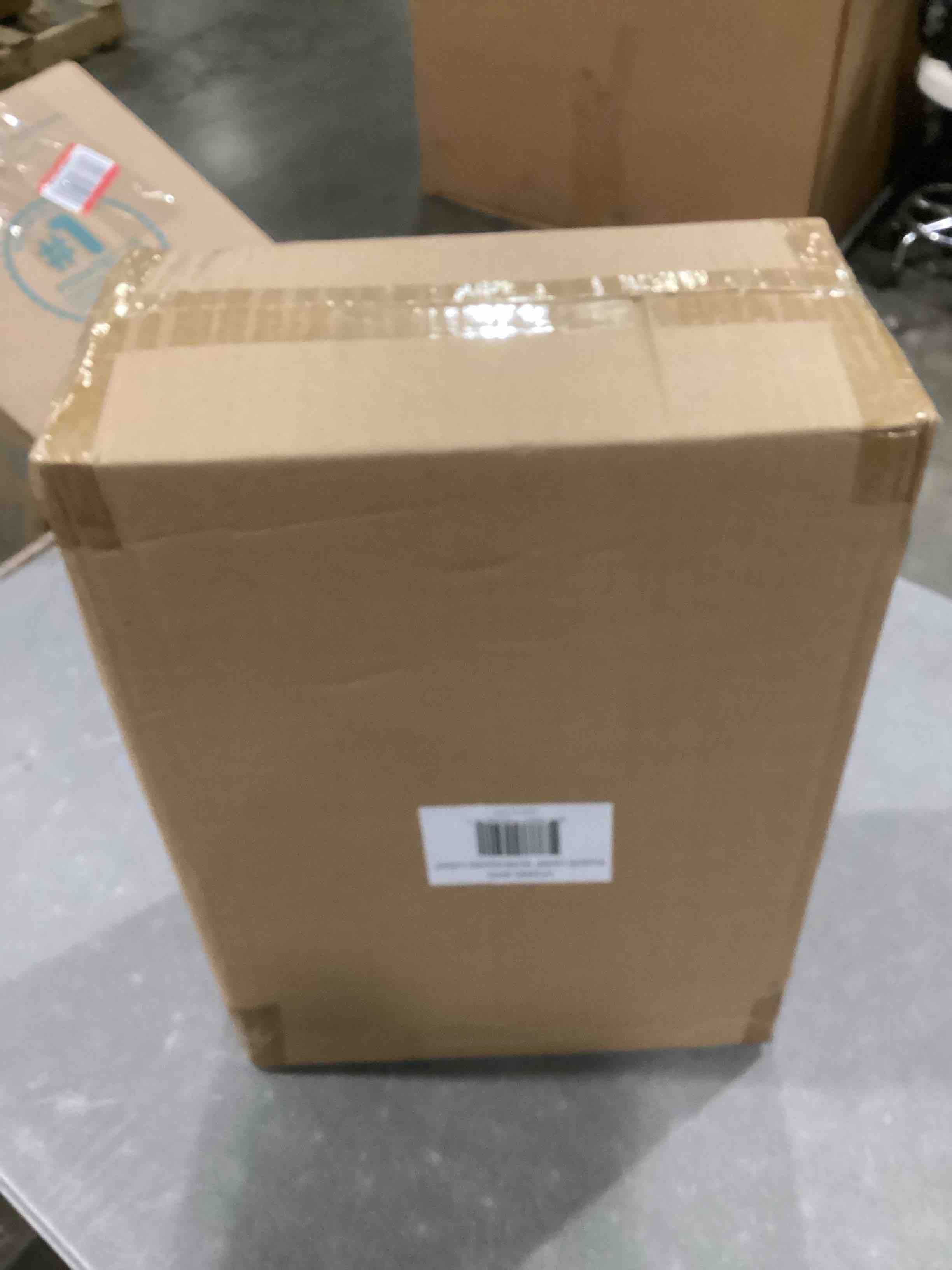 https://s3.amazonaws.com/lotting-images-prod/bidfta/PNK2536053_1750424253974.jpeg