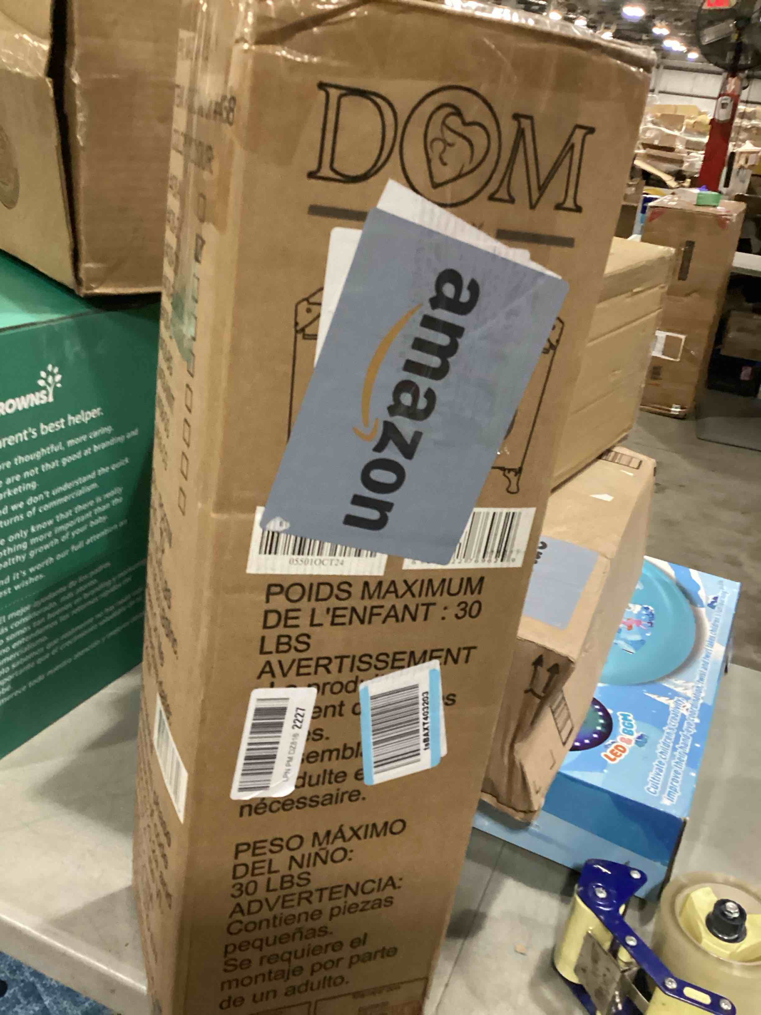 https://s3.amazonaws.com/lotting-images-prod/bidfta/PNK2539612_1749903070119.jpeg