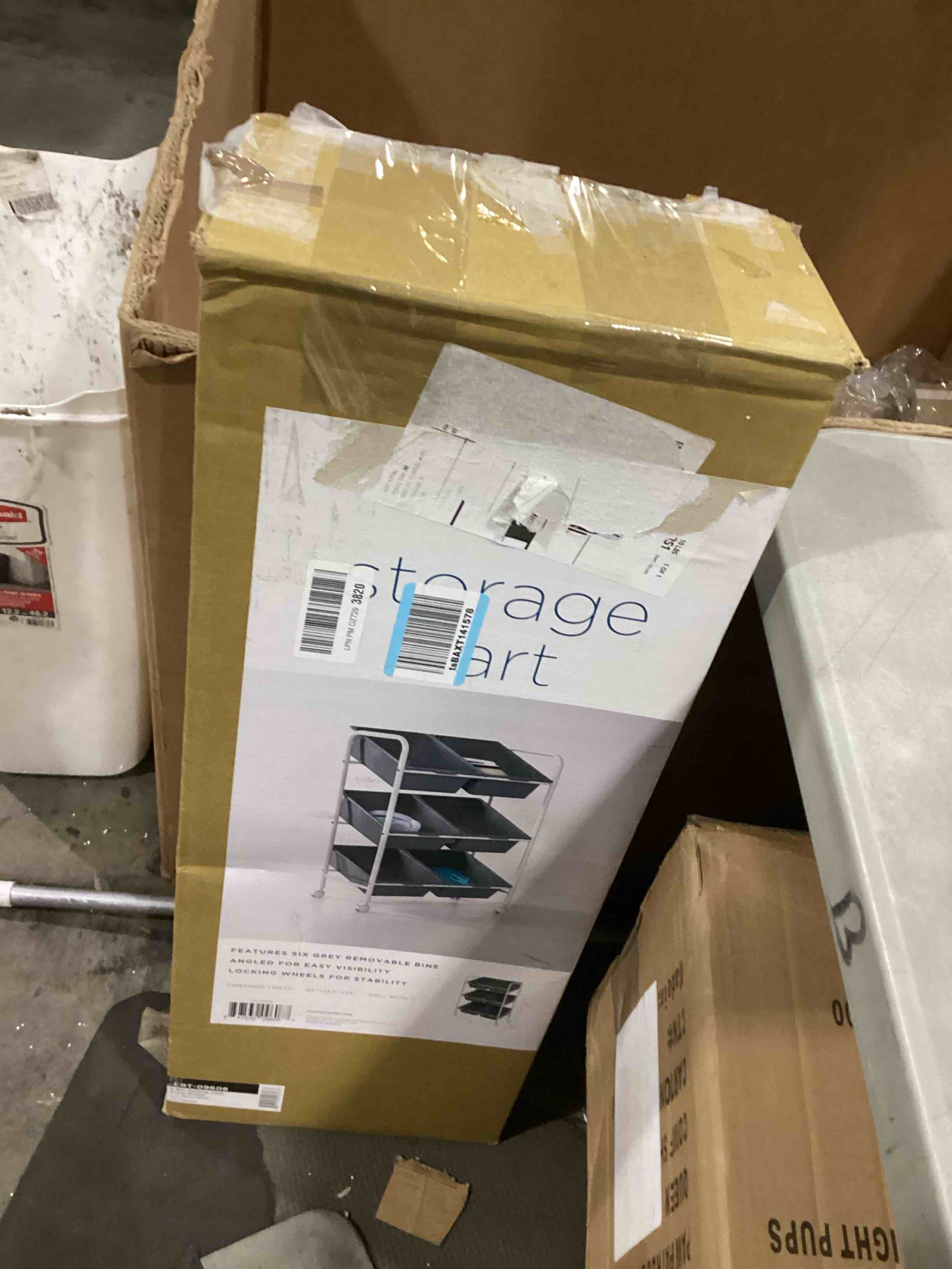 https://s3.amazonaws.com/lotting-images-prod/bidfta/PNK2540087_1750174221315.jpeg