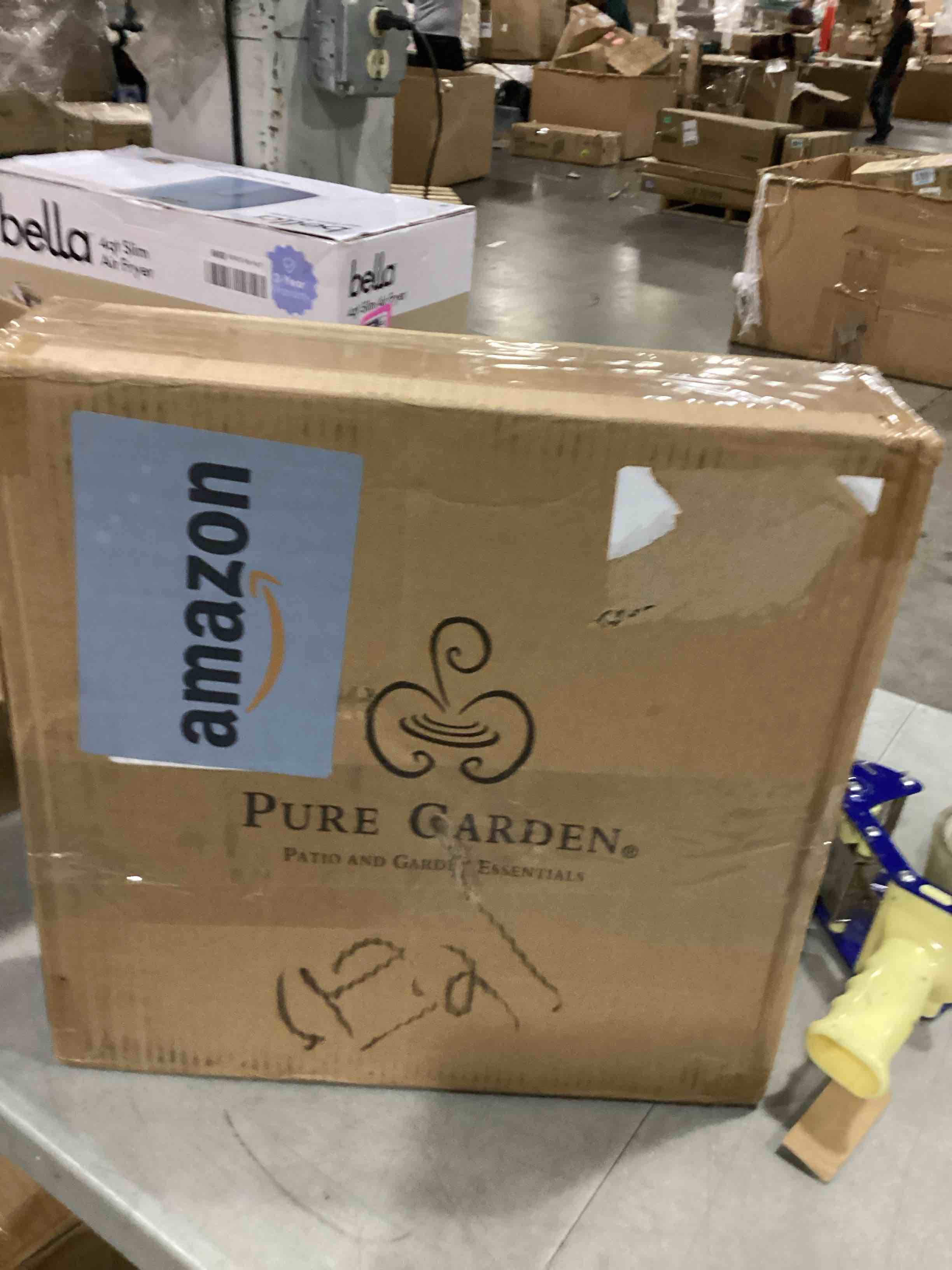 https://s3.amazonaws.com/lotting-images-prod/bidfta/PNK2540132_1750181490863.jpeg
