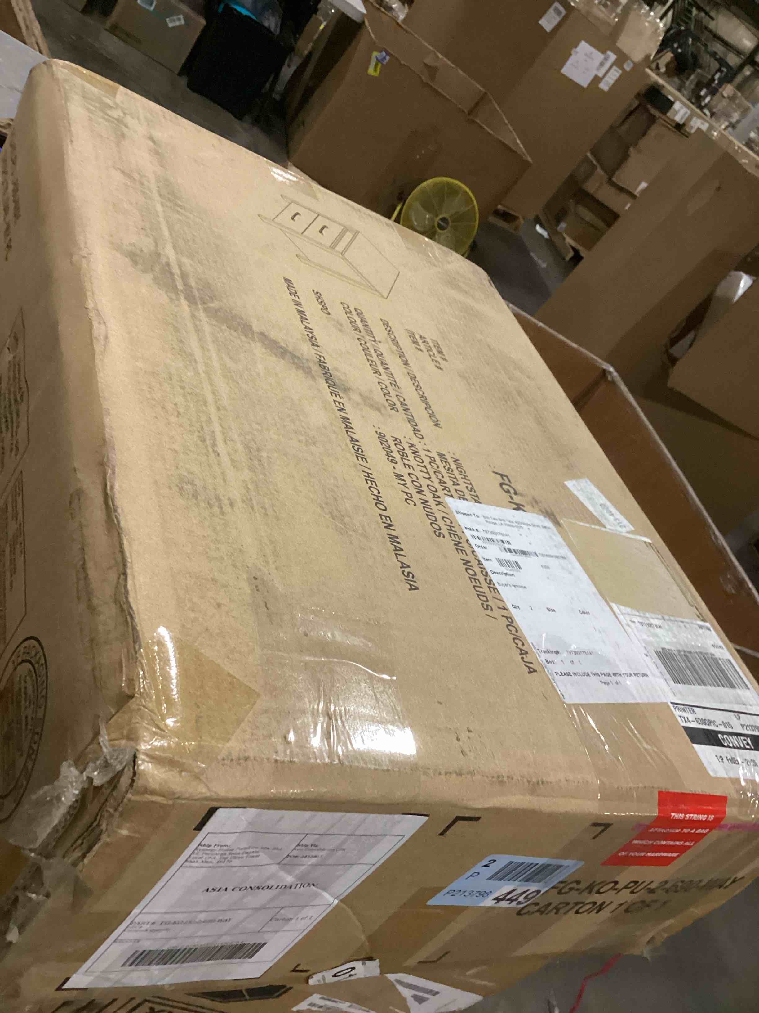 https://s3.amazonaws.com/lotting-images-prod/bidfta/PNK2540427_1750430091035.jpeg