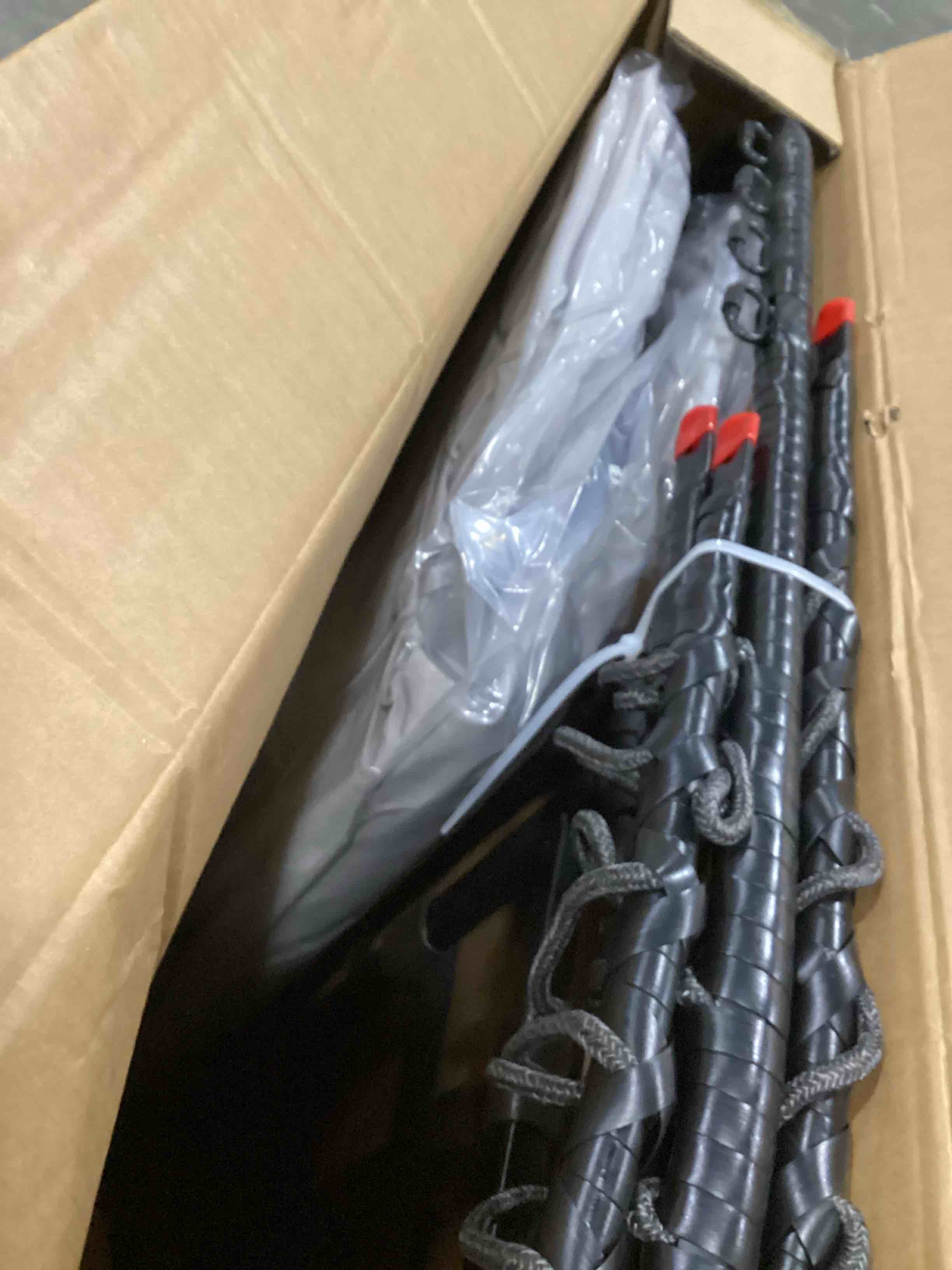 https://s3.amazonaws.com/lotting-images-prod/bidfta/PNK2540552_1750531219608.jpeg
