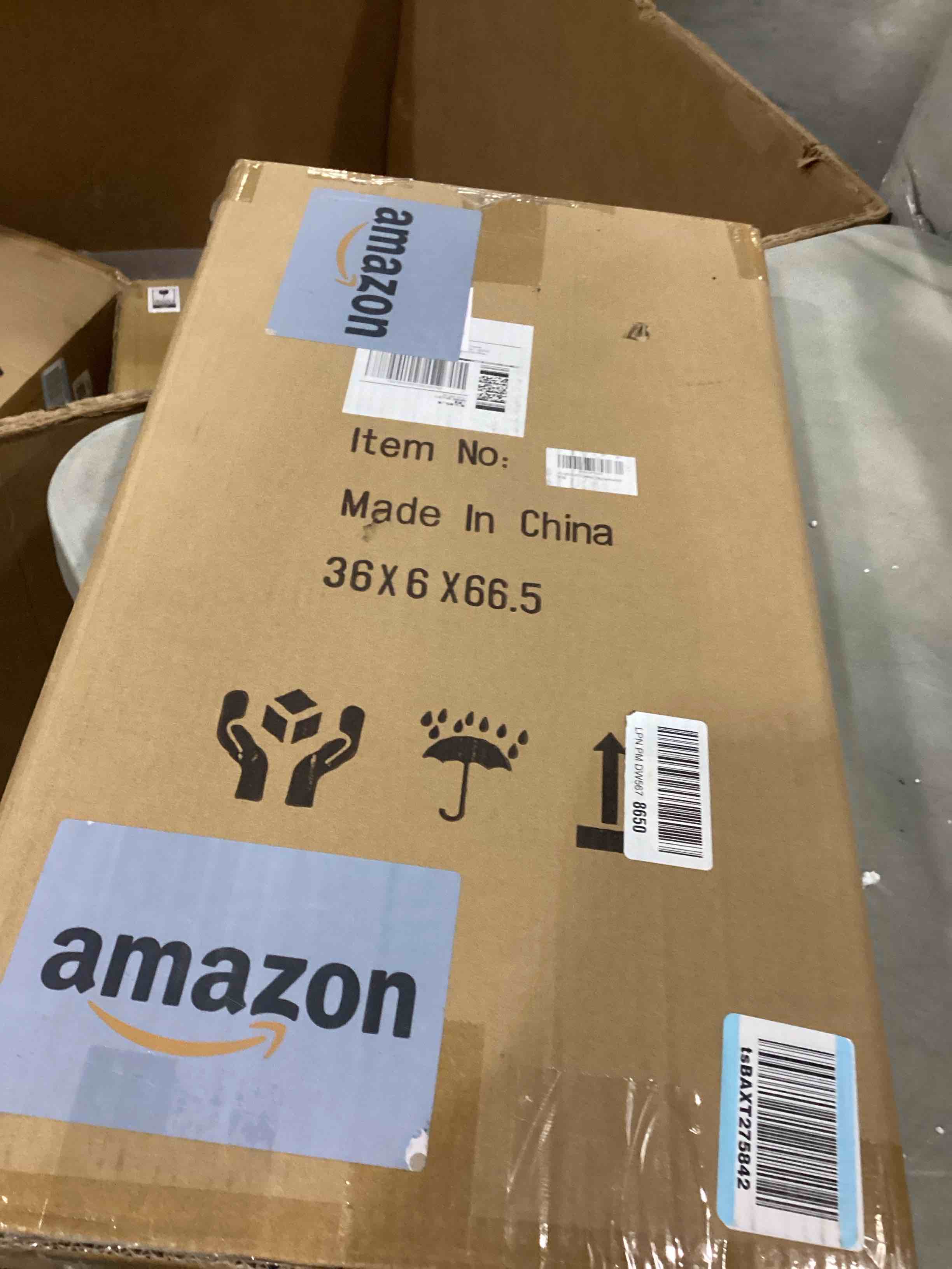 https://s3.amazonaws.com/lotting-images-prod/bidfta/PNK2541193_1750963222867.jpeg