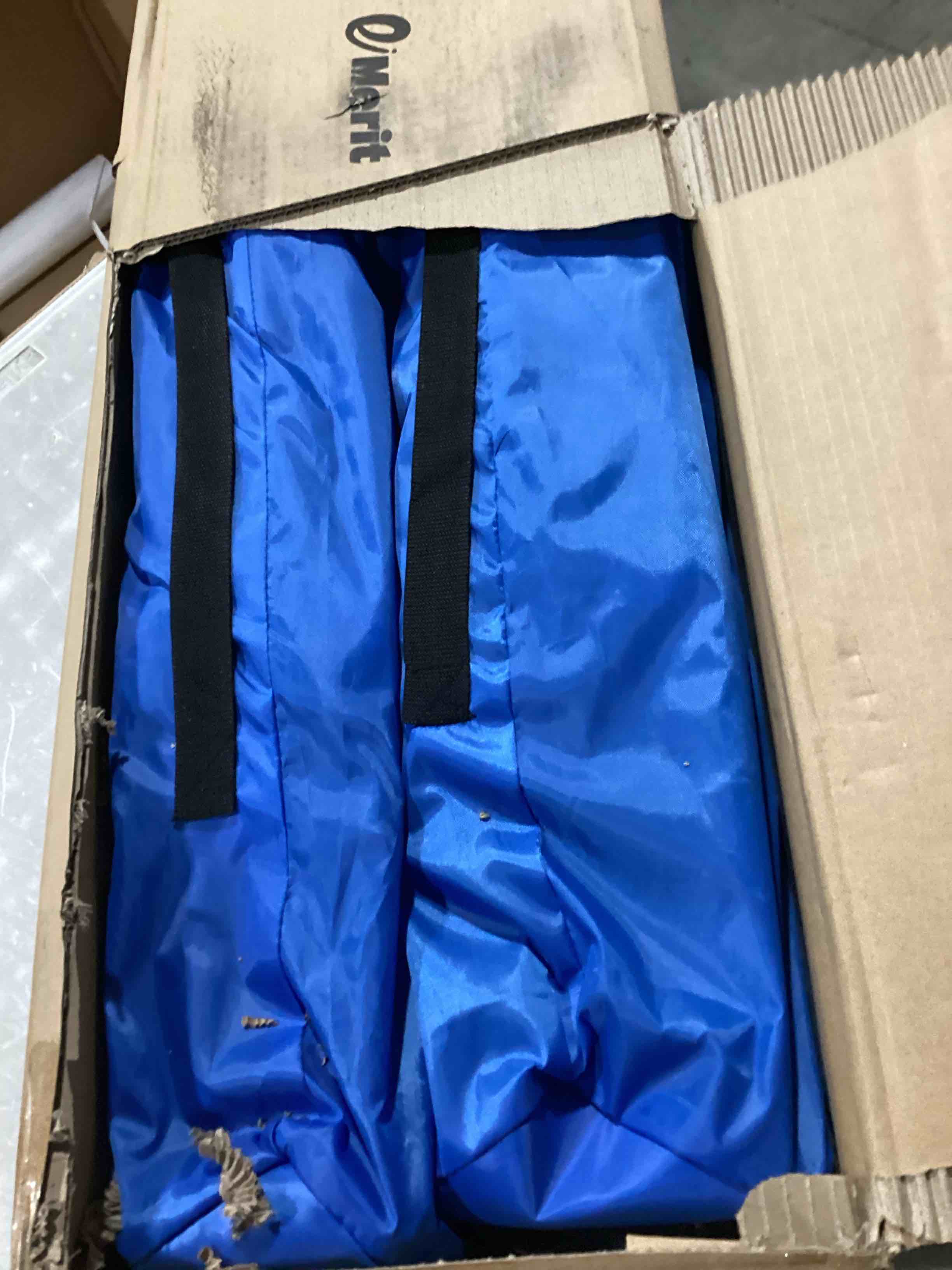 https://s3.amazonaws.com/lotting-images-prod/bidfta/PNK2542225_1746459972100.jpeg