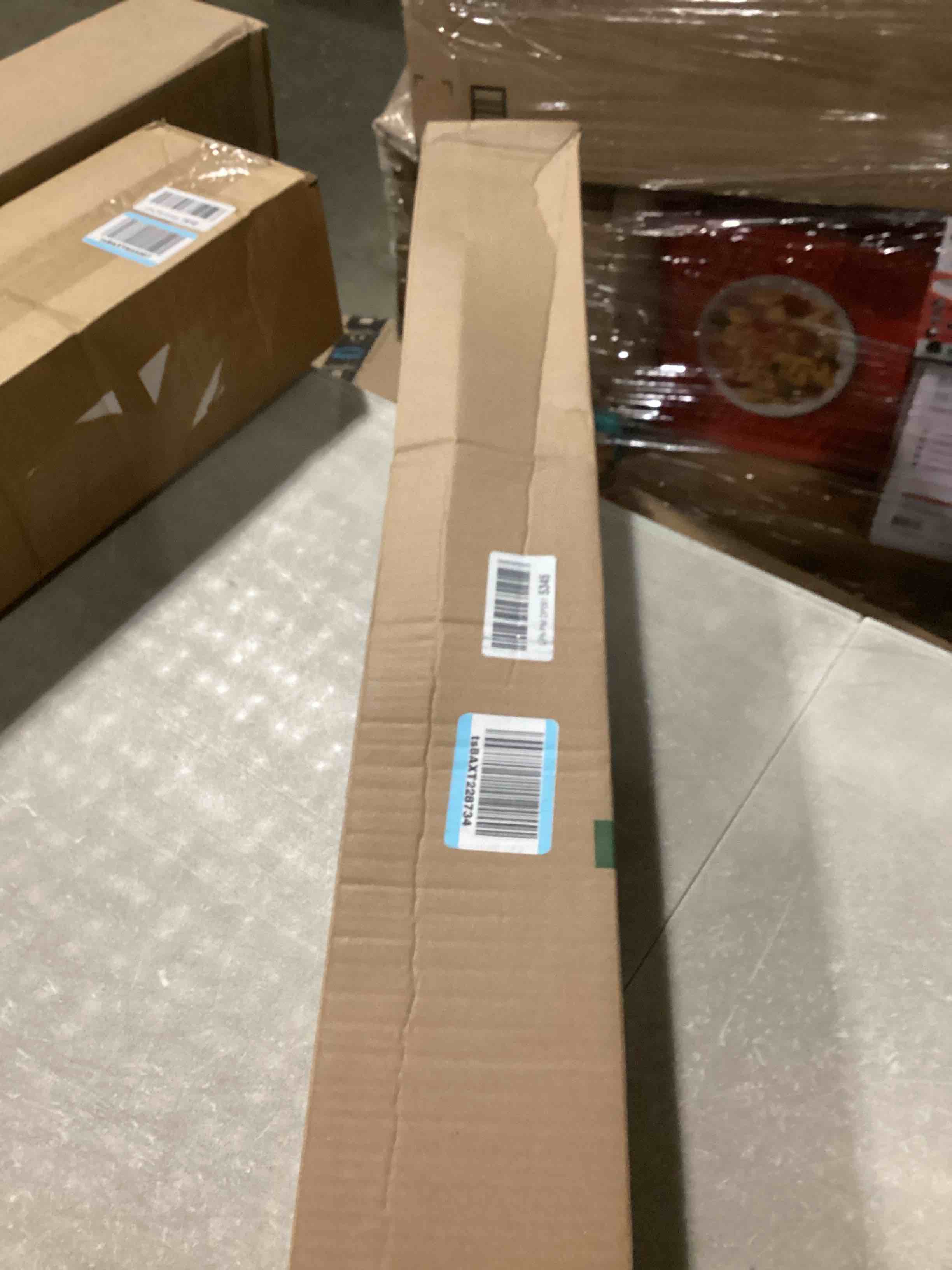 https://s3.amazonaws.com/lotting-images-prod/bidfta/PNK2542264_1746466741237.jpeg