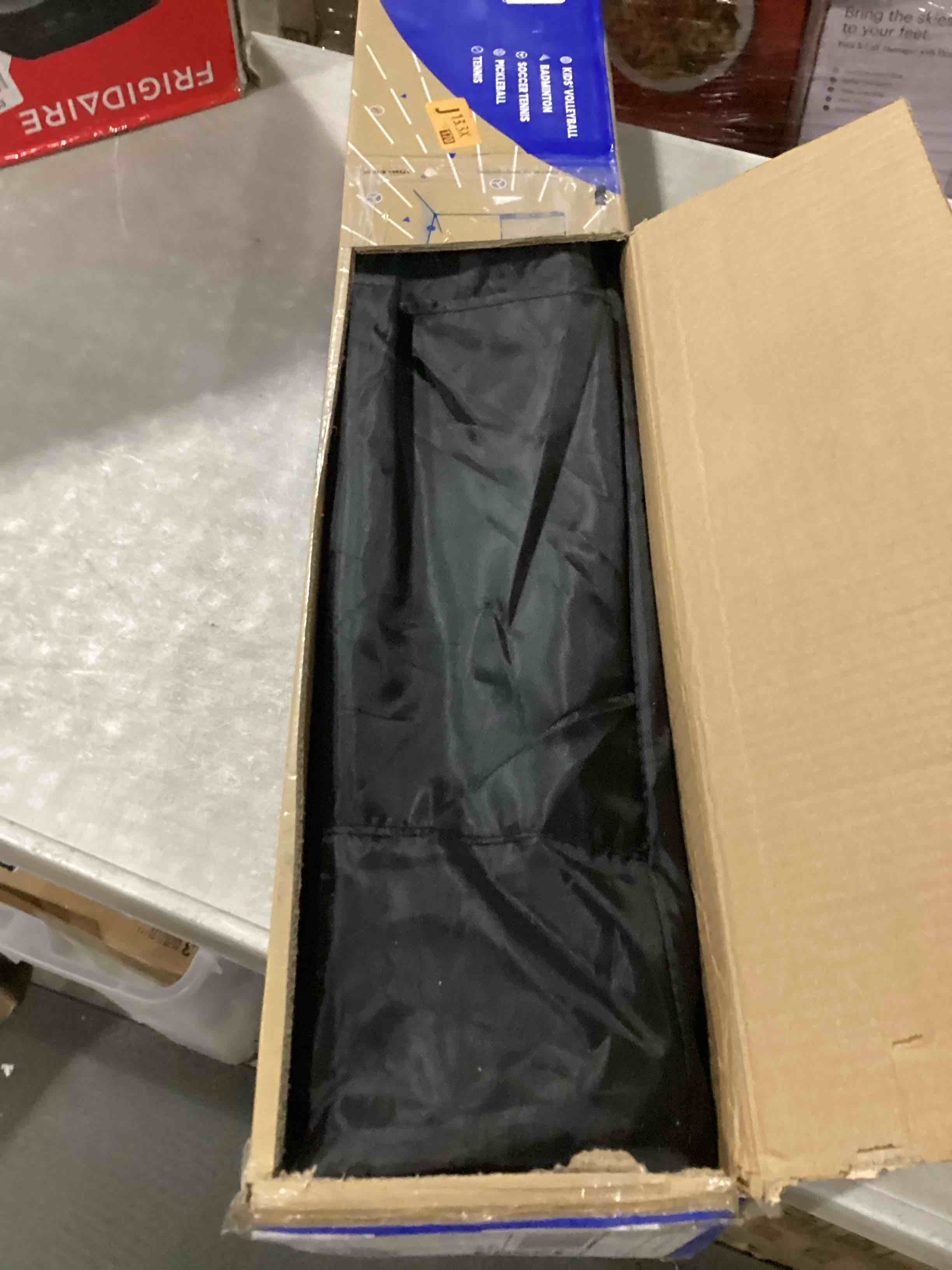 https://s3.amazonaws.com/lotting-images-prod/bidfta/PNK2542272_1746470088771.jpeg
