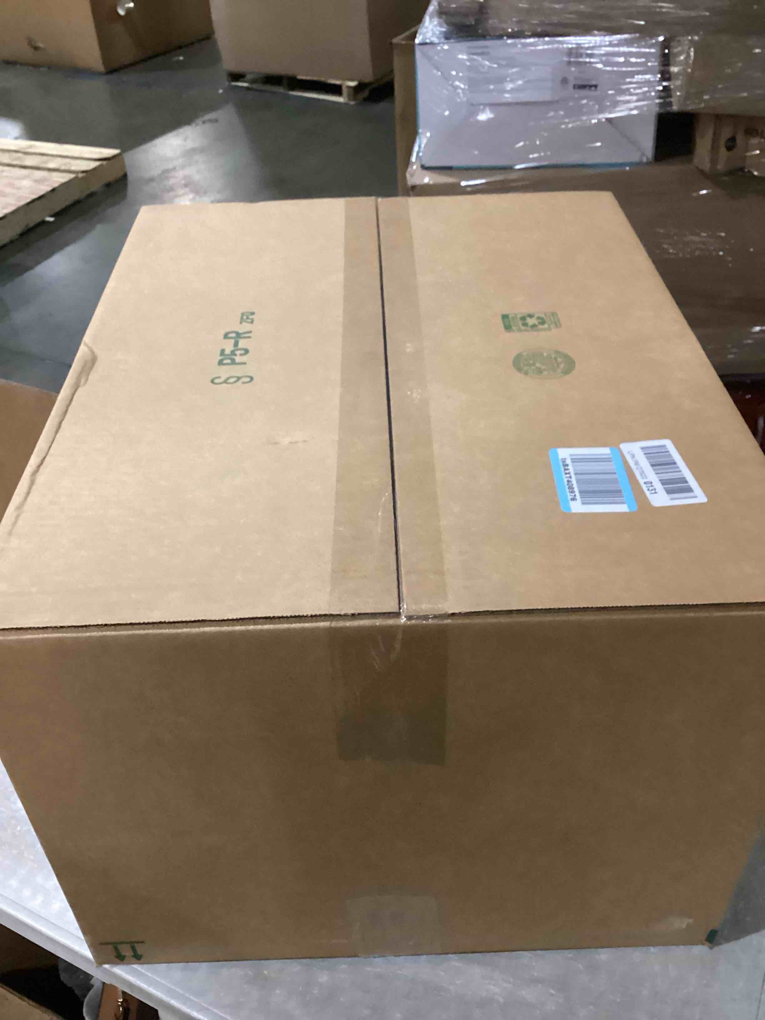 https://s3.amazonaws.com/lotting-images-prod/bidfta/PNK2542296_1746530399449.jpeg