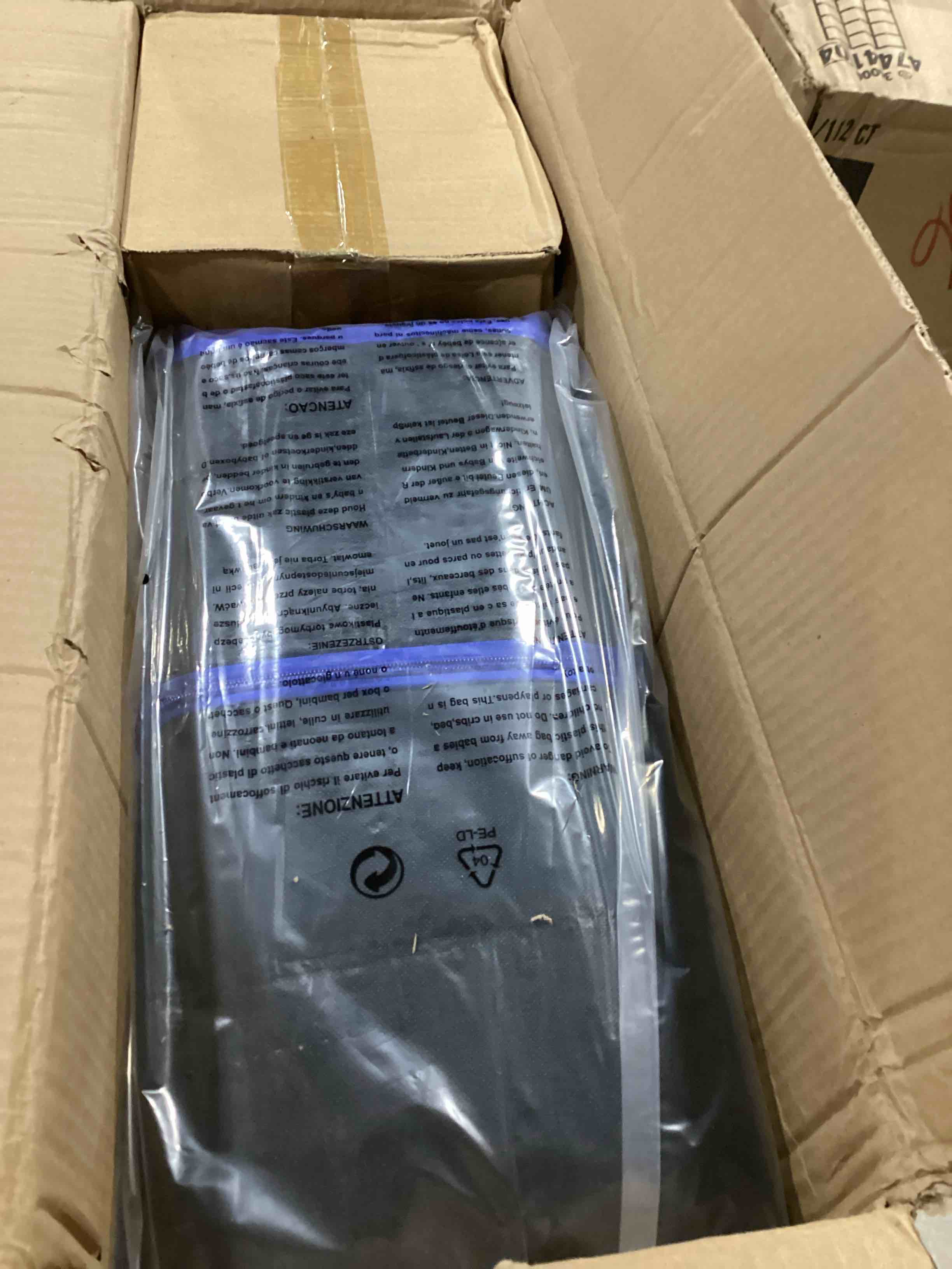 https://s3.amazonaws.com/lotting-images-prod/bidfta/PNK2542322_1746534585558.jpeg