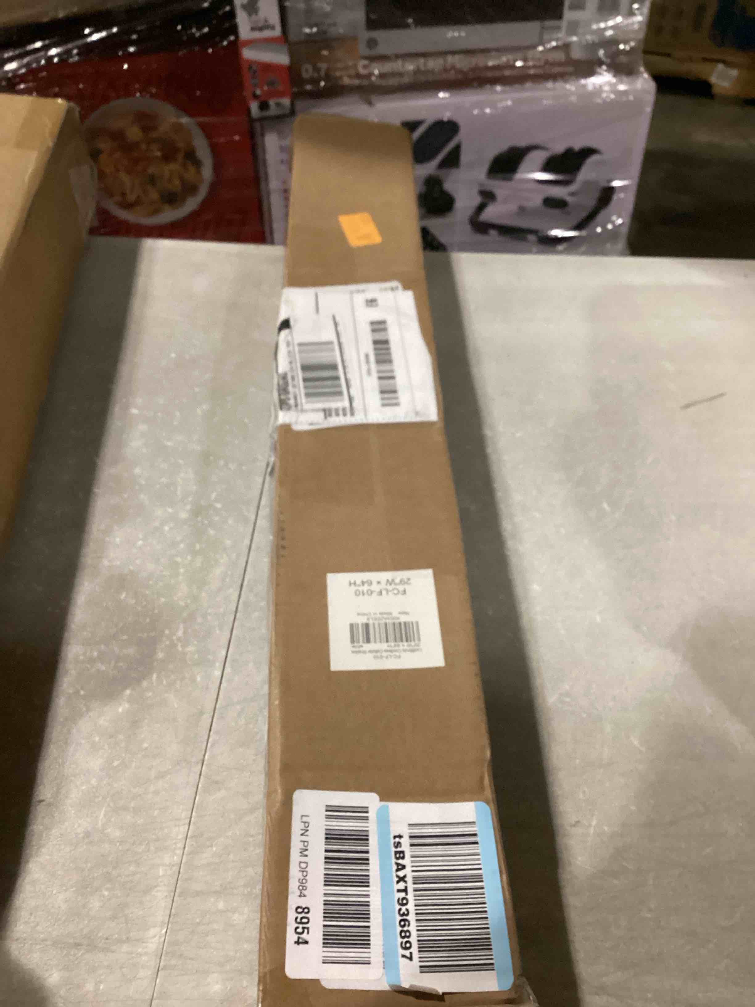 https://s3.amazonaws.com/lotting-images-prod/bidfta/PNK2542328_1746535089607.jpeg