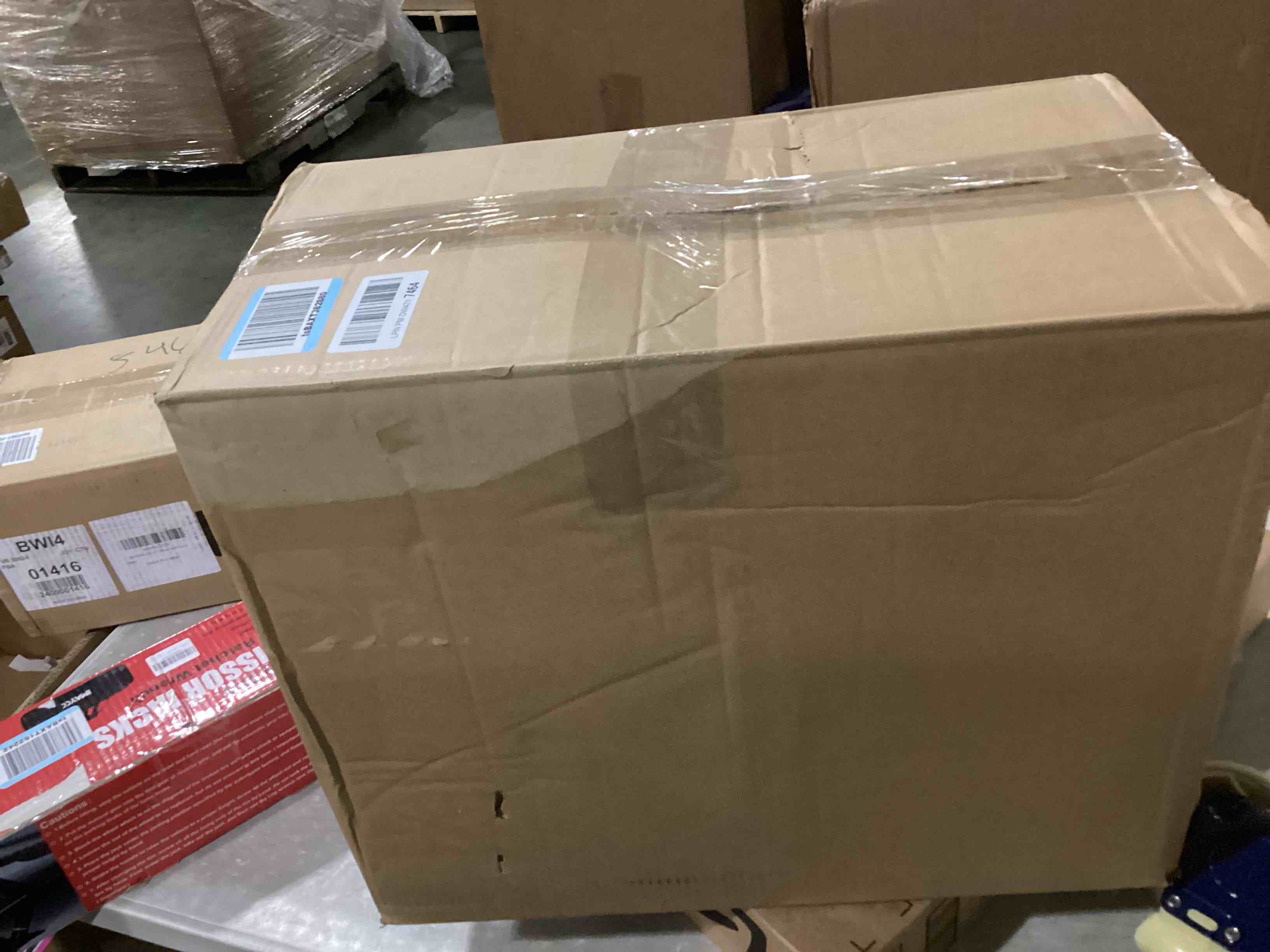 https://s3.amazonaws.com/lotting-images-prod/bidfta/PNK2542578_1746706134876.jpeg