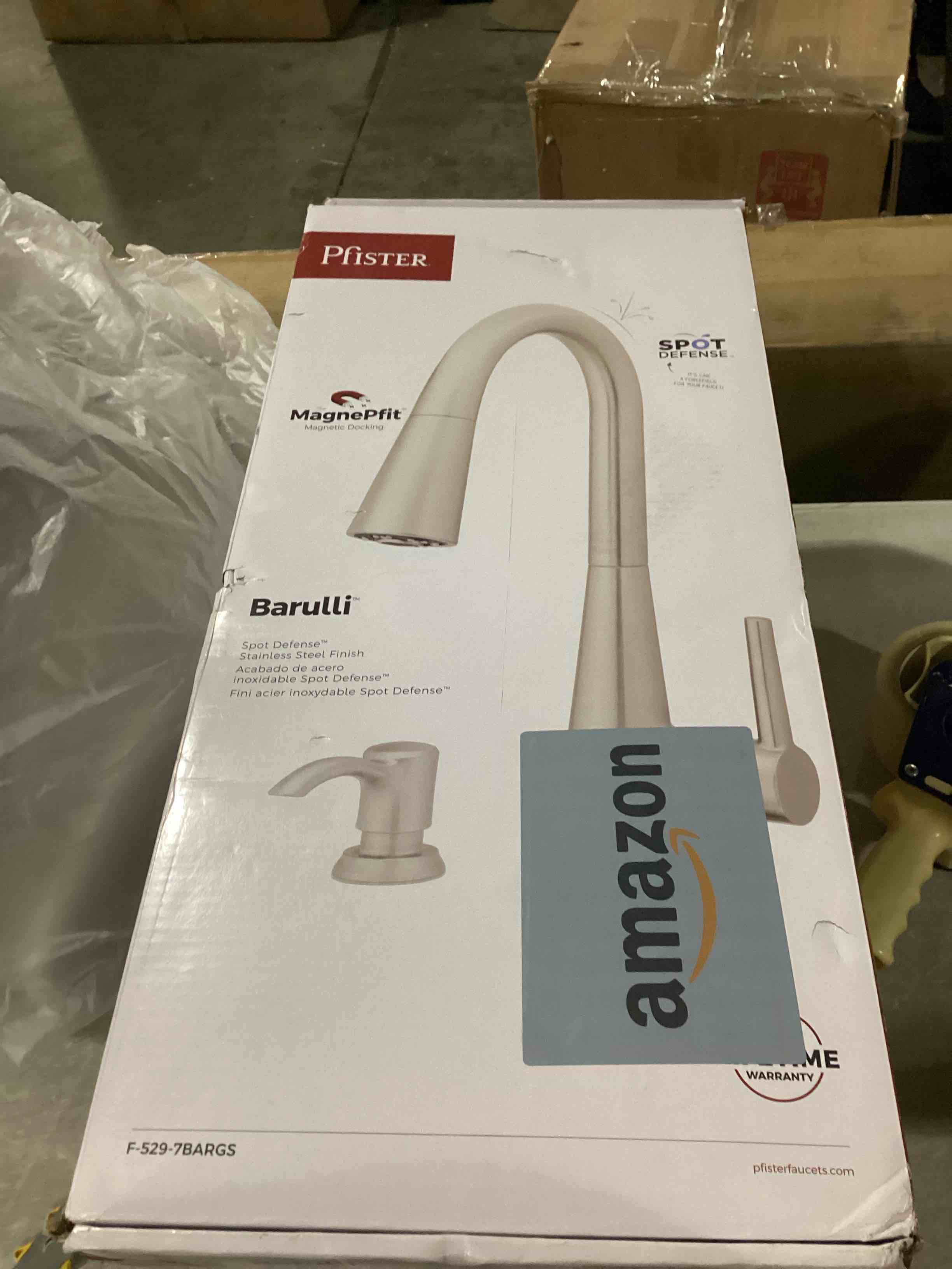https://s3.amazonaws.com/lotting-images-prod/bidfta/PNK2542618_1746714401052.jpeg