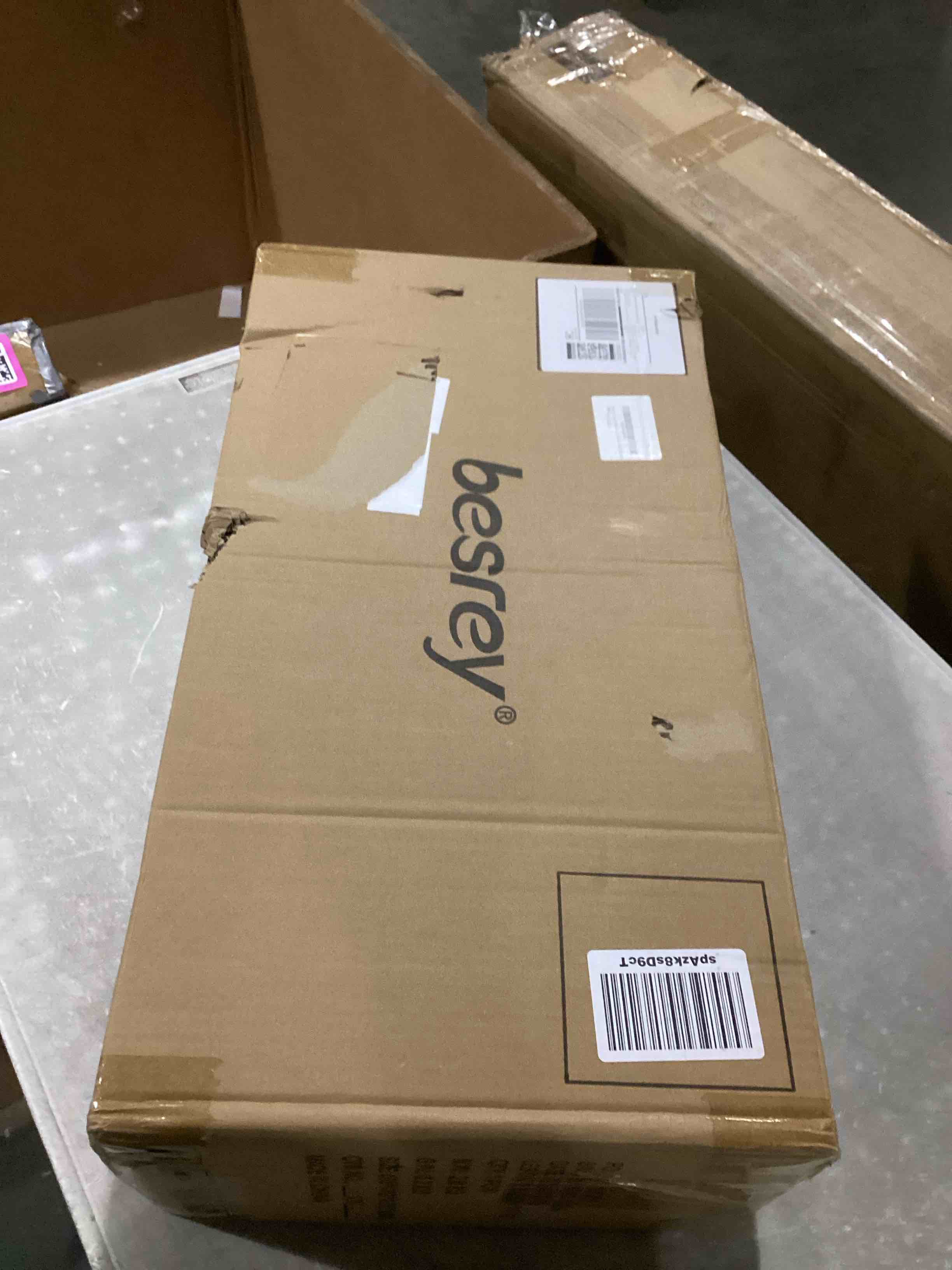 https://s3.amazonaws.com/lotting-images-prod/bidfta/PNK2542864_1746813210347.jpeg