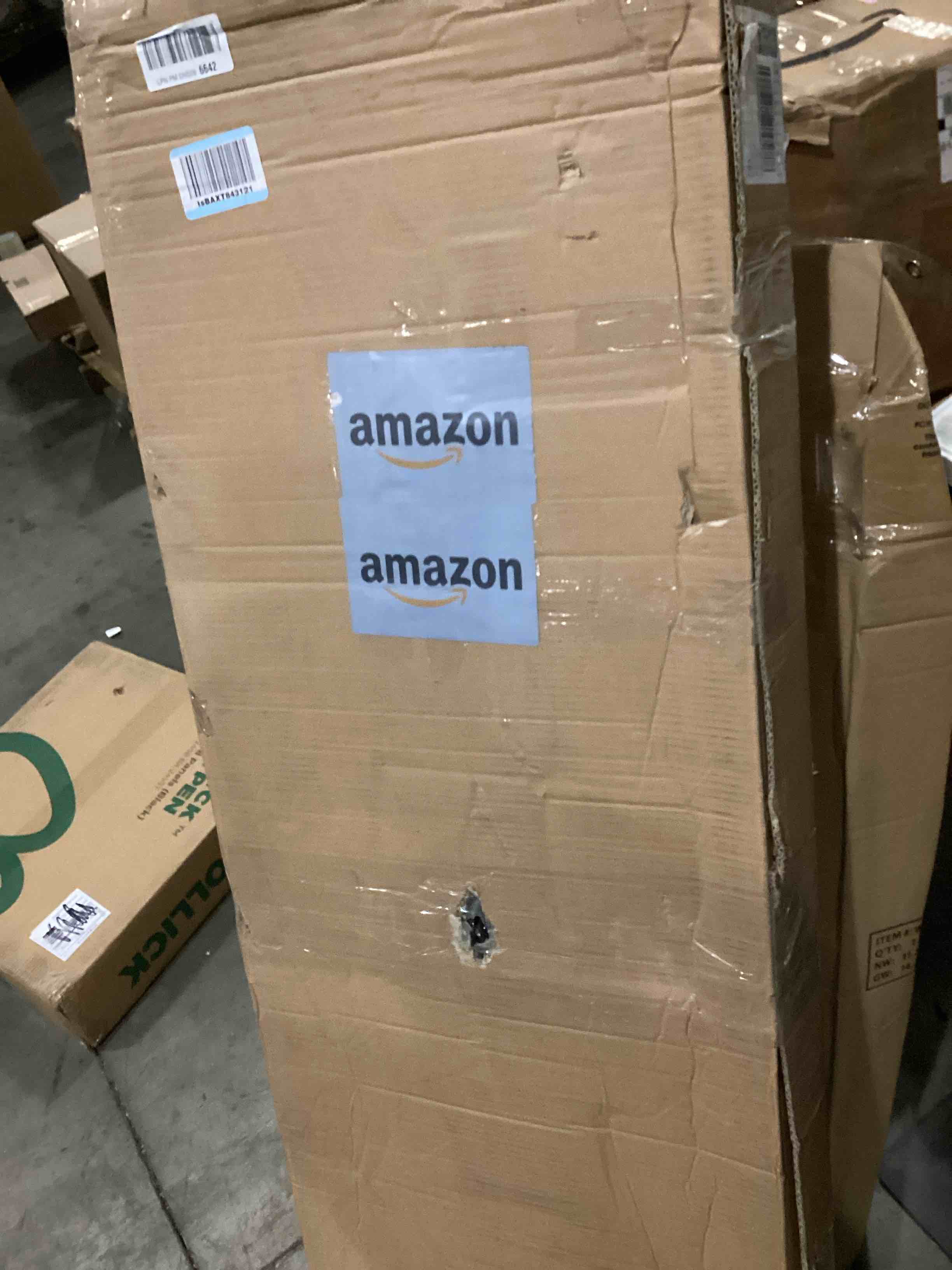 https://s3.amazonaws.com/lotting-images-prod/bidfta/PNK2543927_1747662182309.jpeg