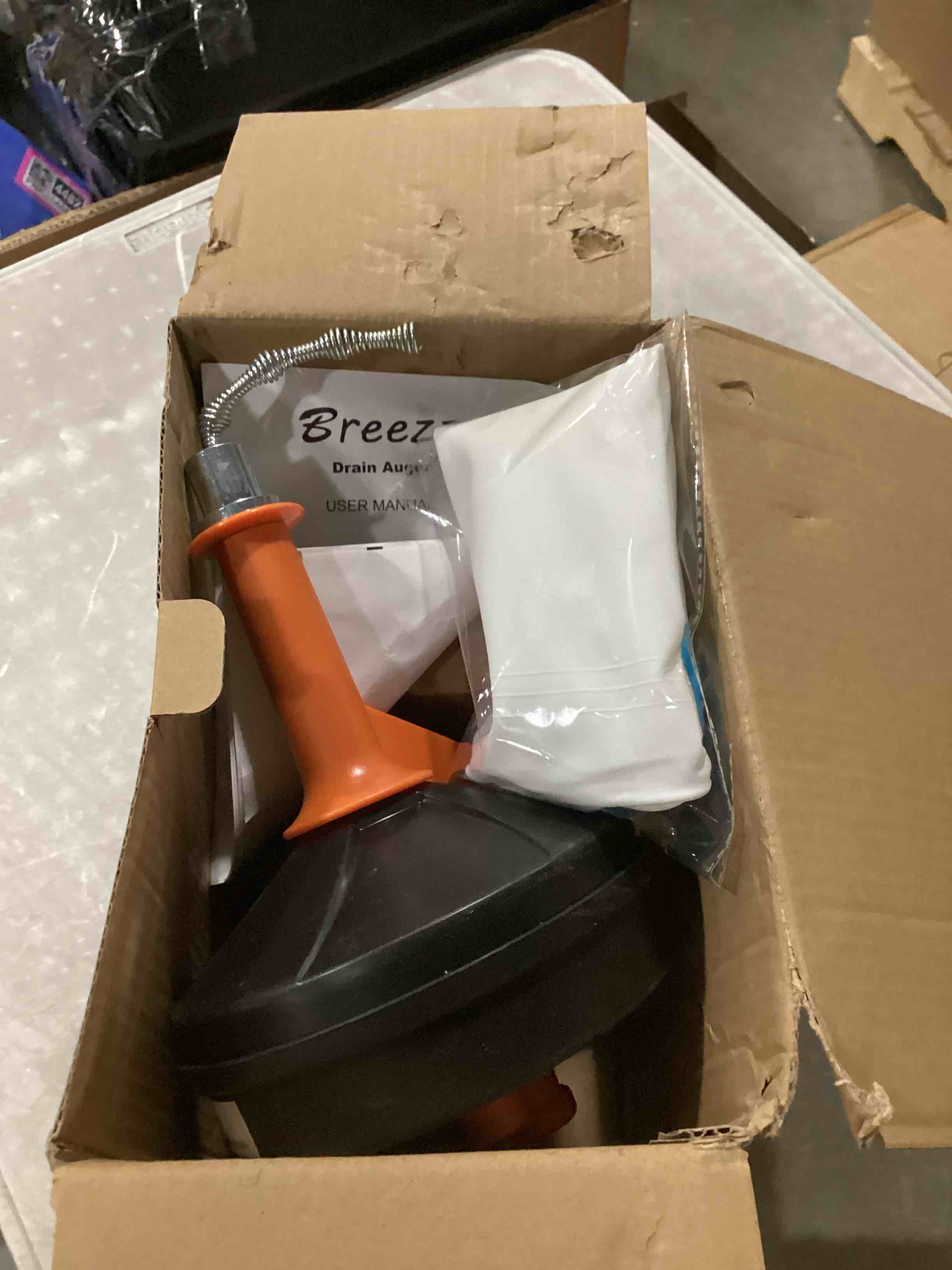 https://s3.amazonaws.com/lotting-images-prod/bidfta/PNK2544487_1747933011877.jpeg