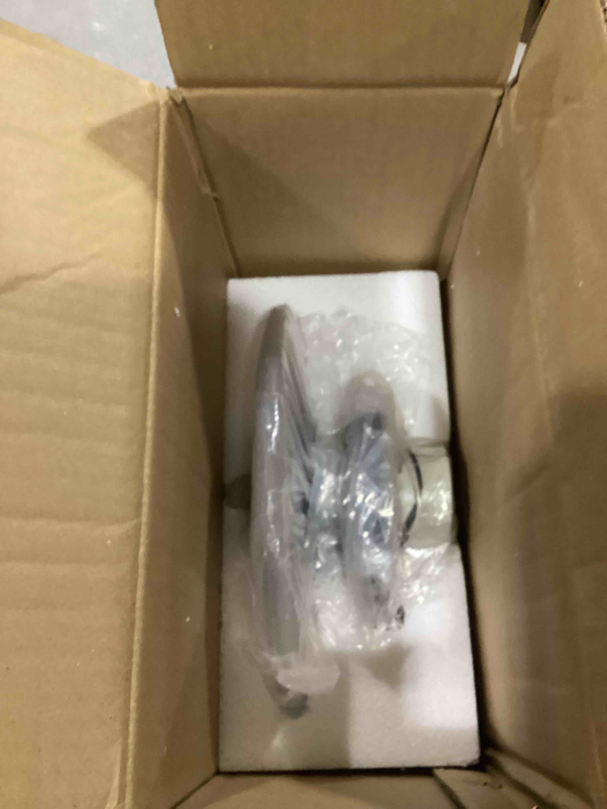 https://s3.amazonaws.com/lotting-images-prod/bidfta/PNK2546387_1749137597190.jpeg