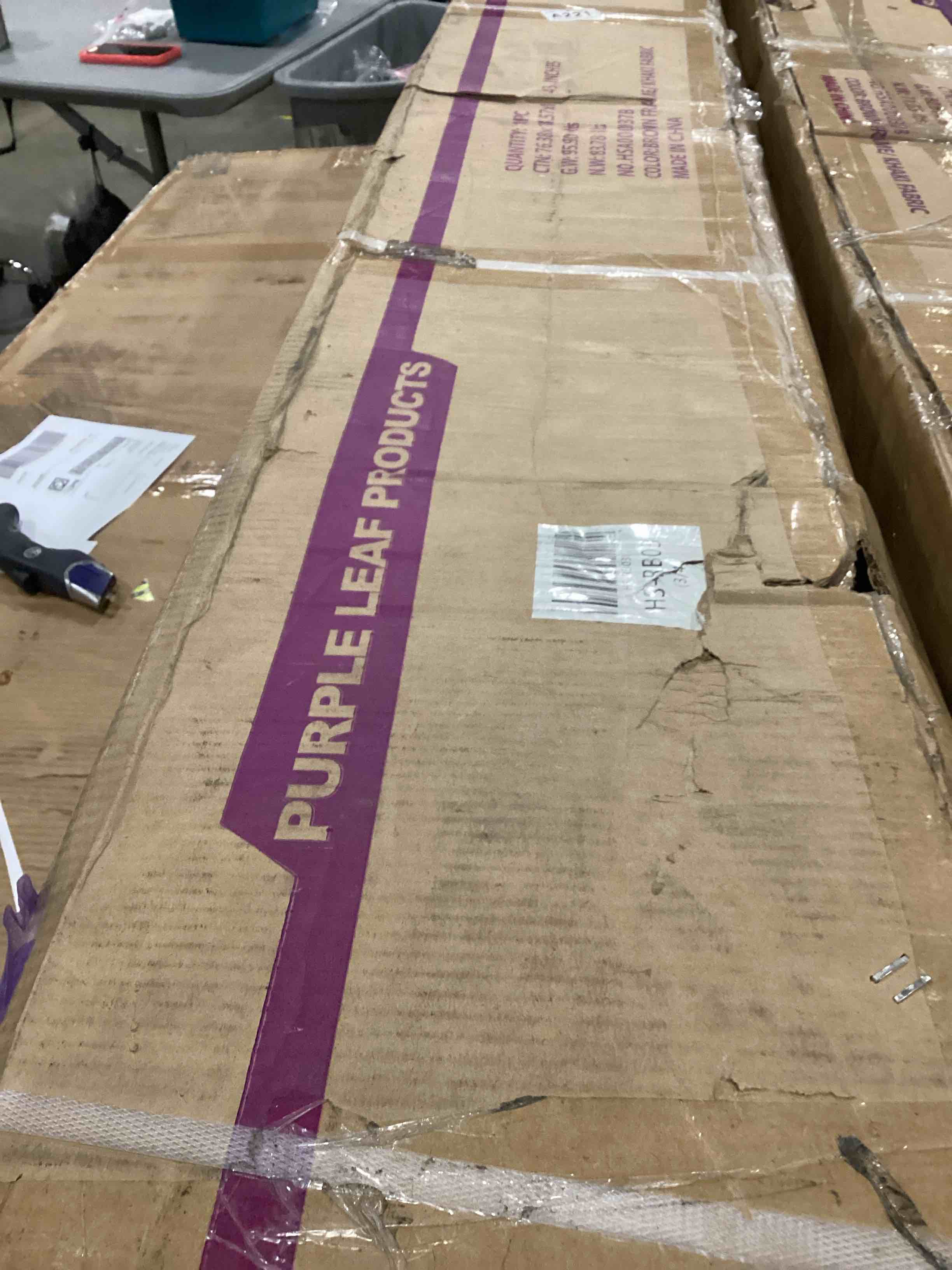 https://s3.amazonaws.com/lotting-images-prod/bidfta/PNK2546444_1749212204095.jpeg