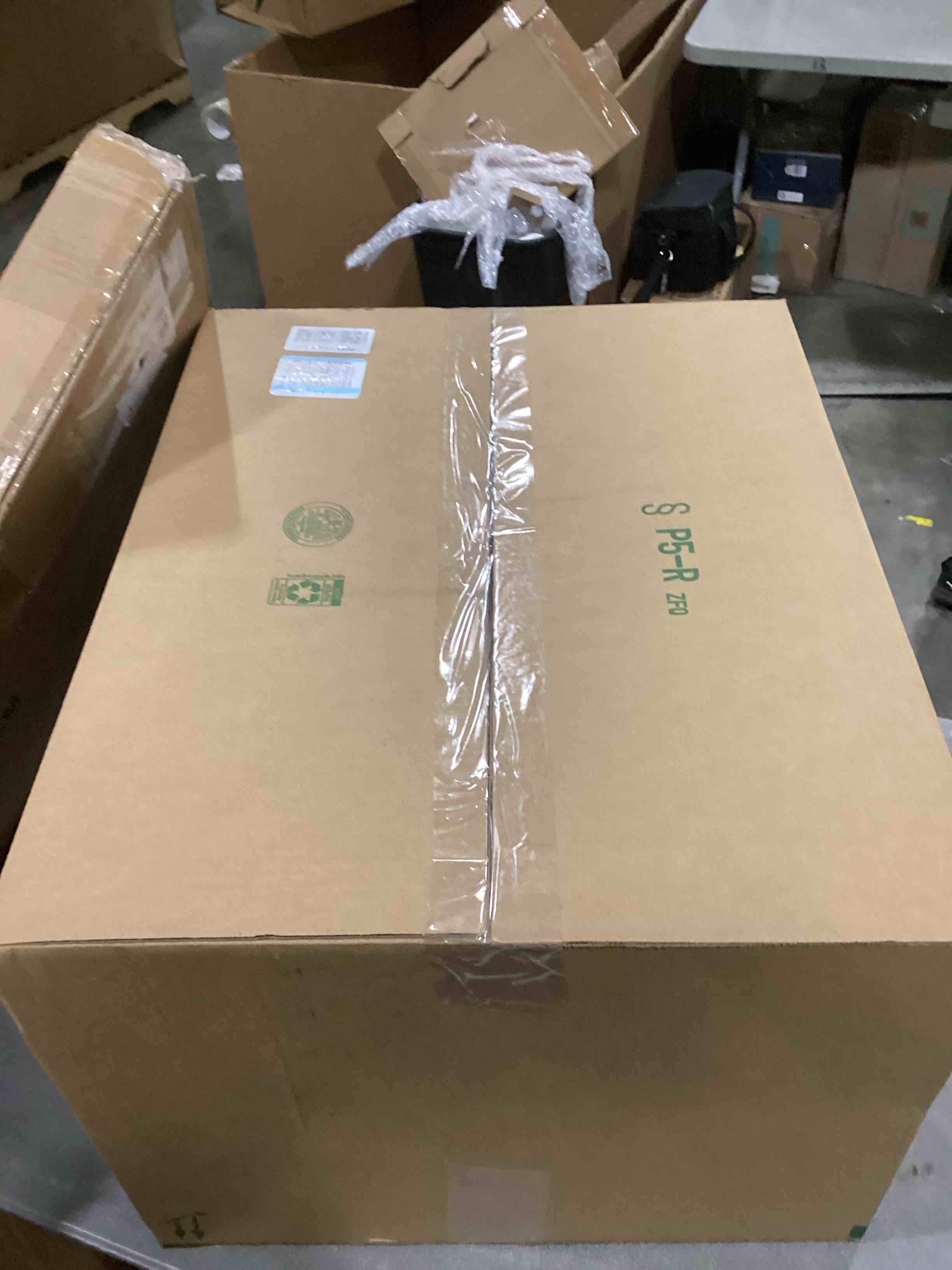 https://s3.amazonaws.com/lotting-images-prod/bidfta/PNK2546546_1749301418810.jpeg