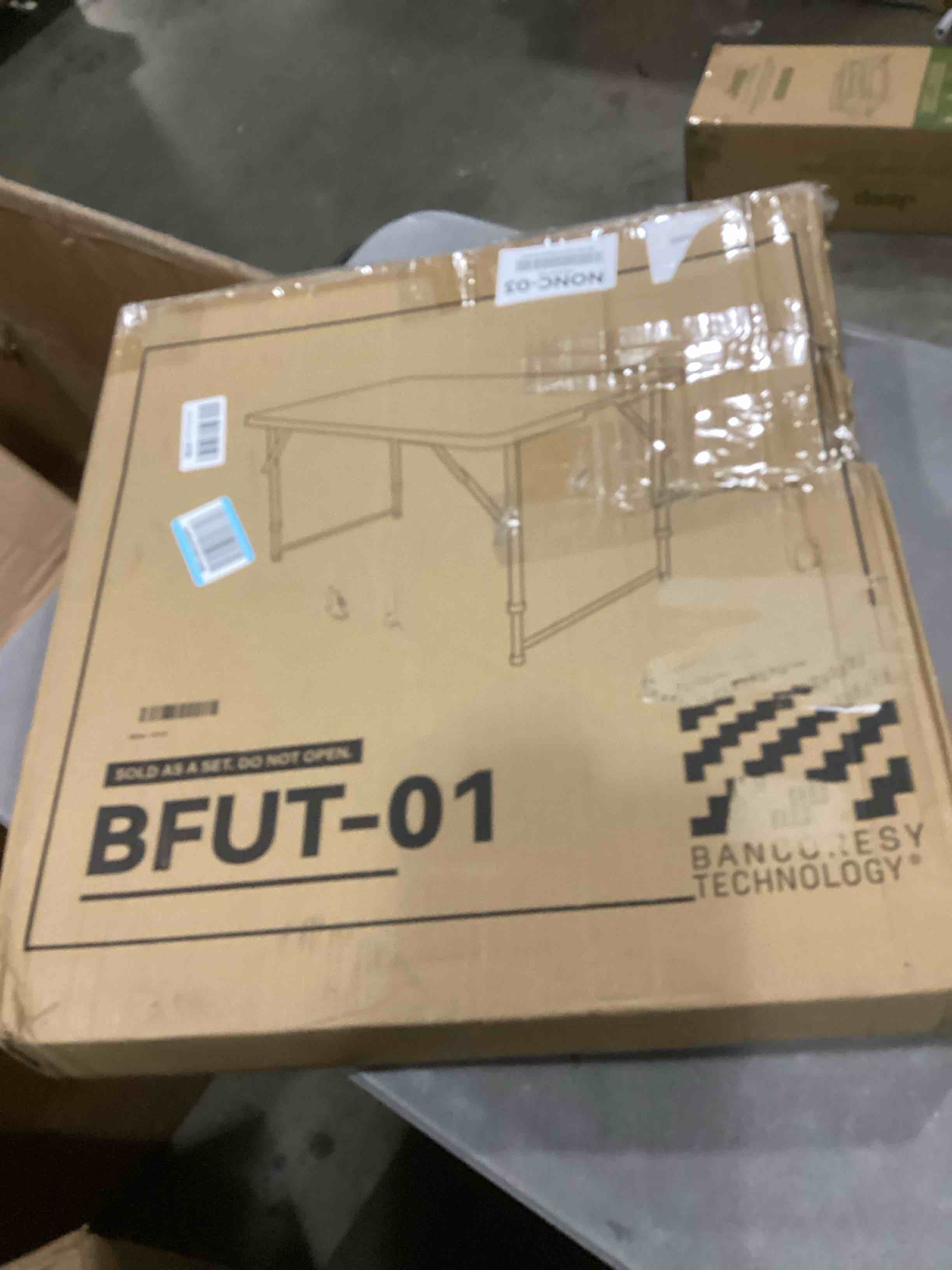 https://s3.amazonaws.com/lotting-images-prod/bidfta/PNK2546735_1749475773722.jpeg